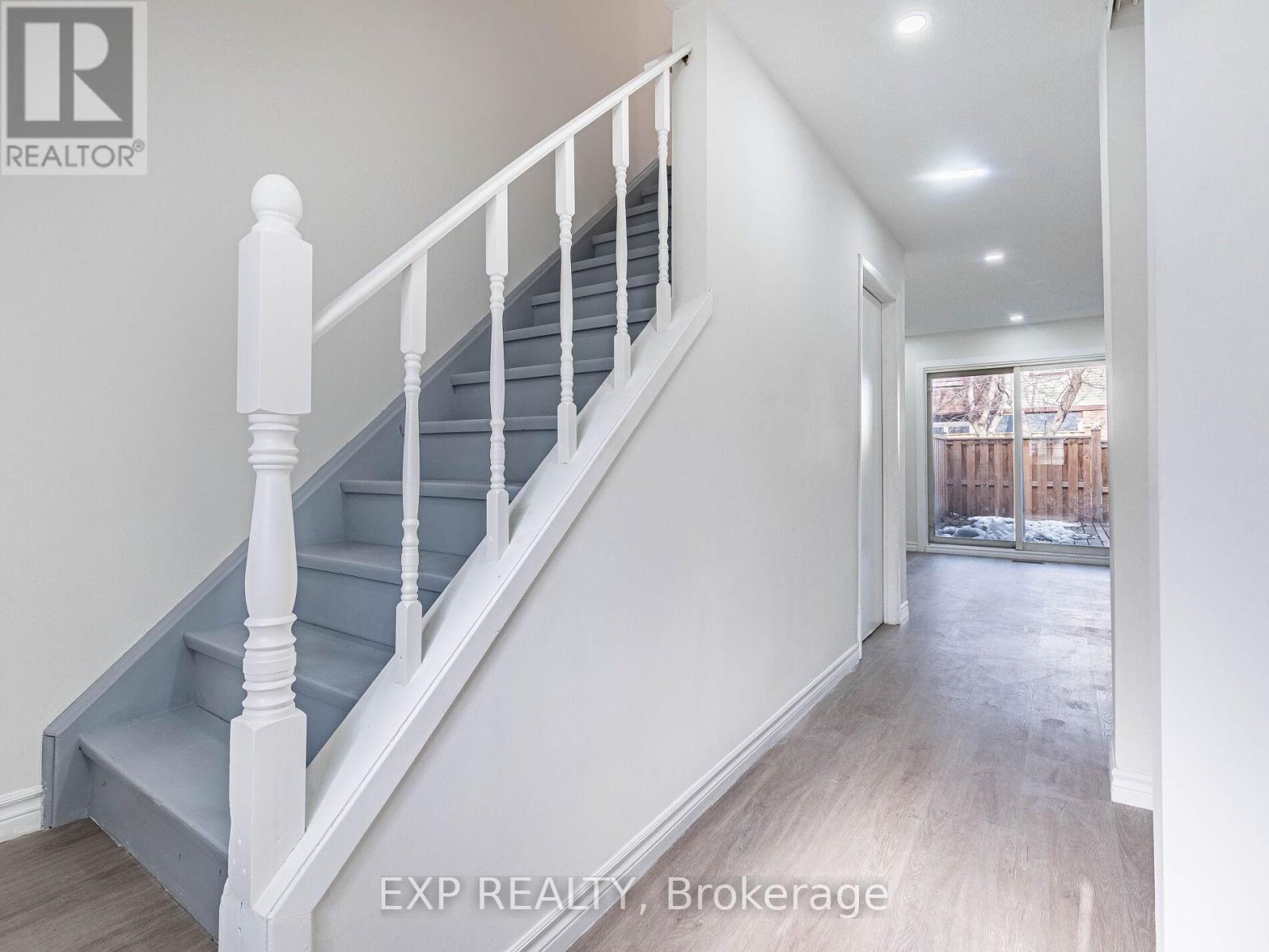 Property at 122 - 45 HANSEN ROAD N image 5