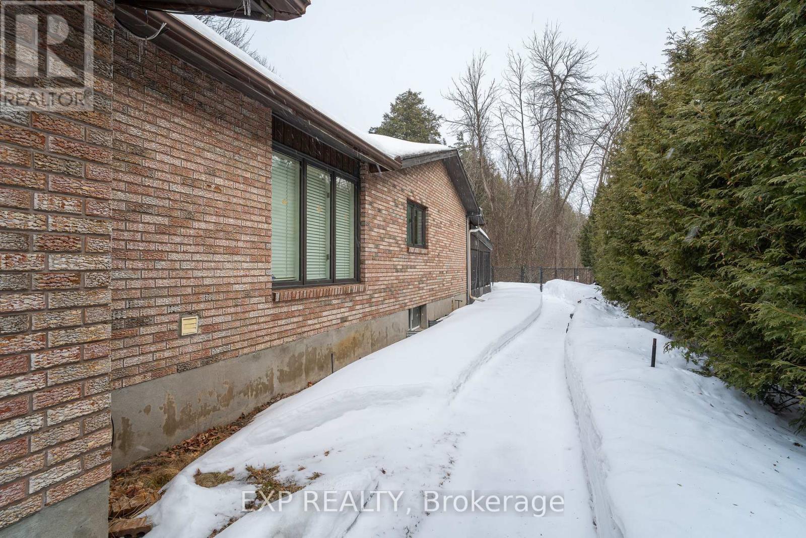 5458 Woodeden Drive, Ottawa, Ontario  K4M 1B4 - Photo 32 - X12021196