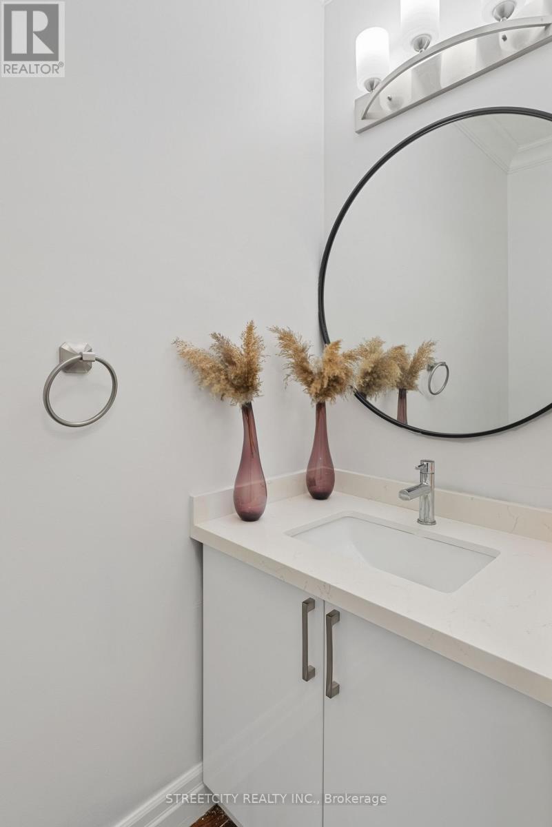 Photo 16 of 46 for 1038 Medway Park Drive N