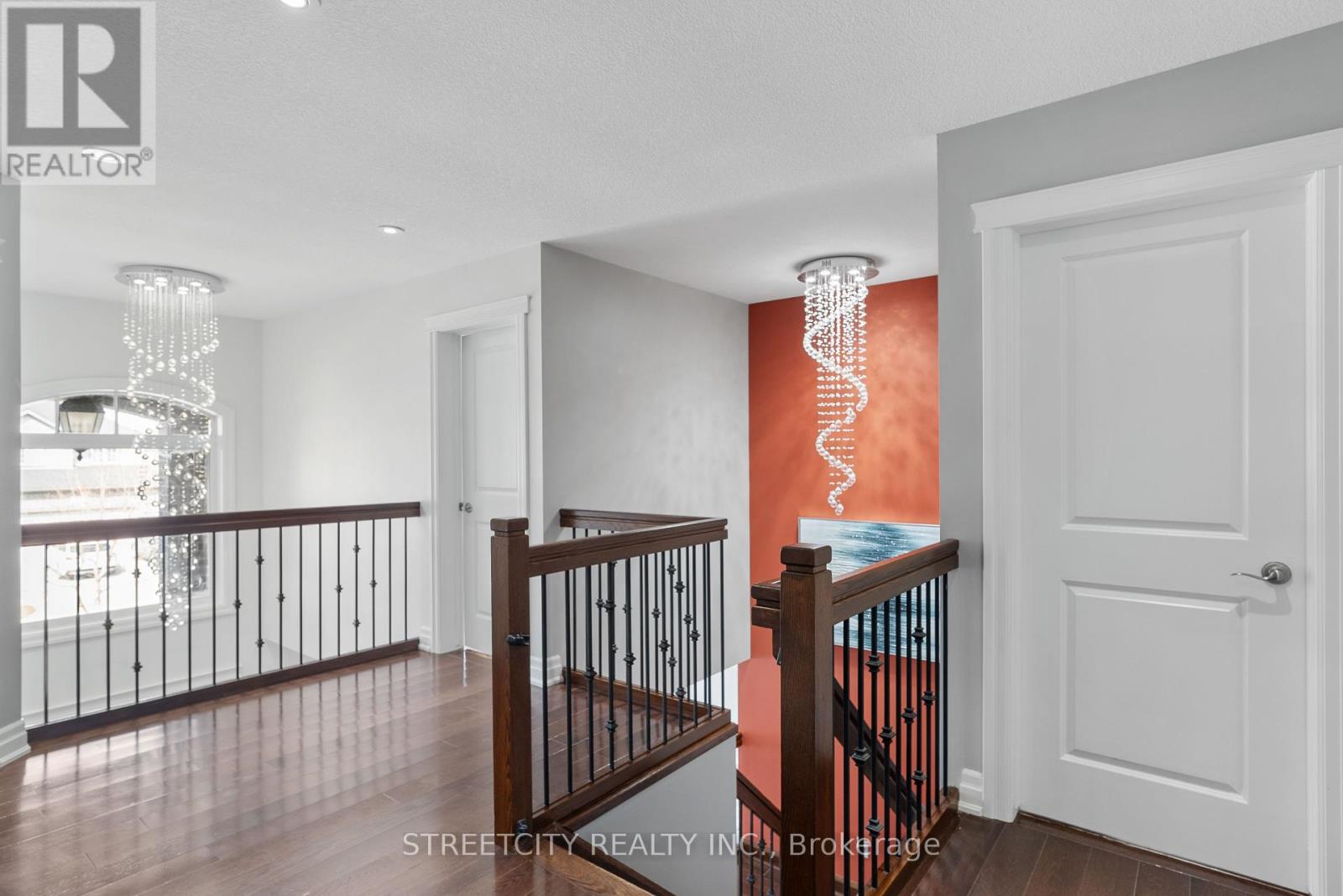 Photo 17 of 46 for 1038 Medway Park Drive N