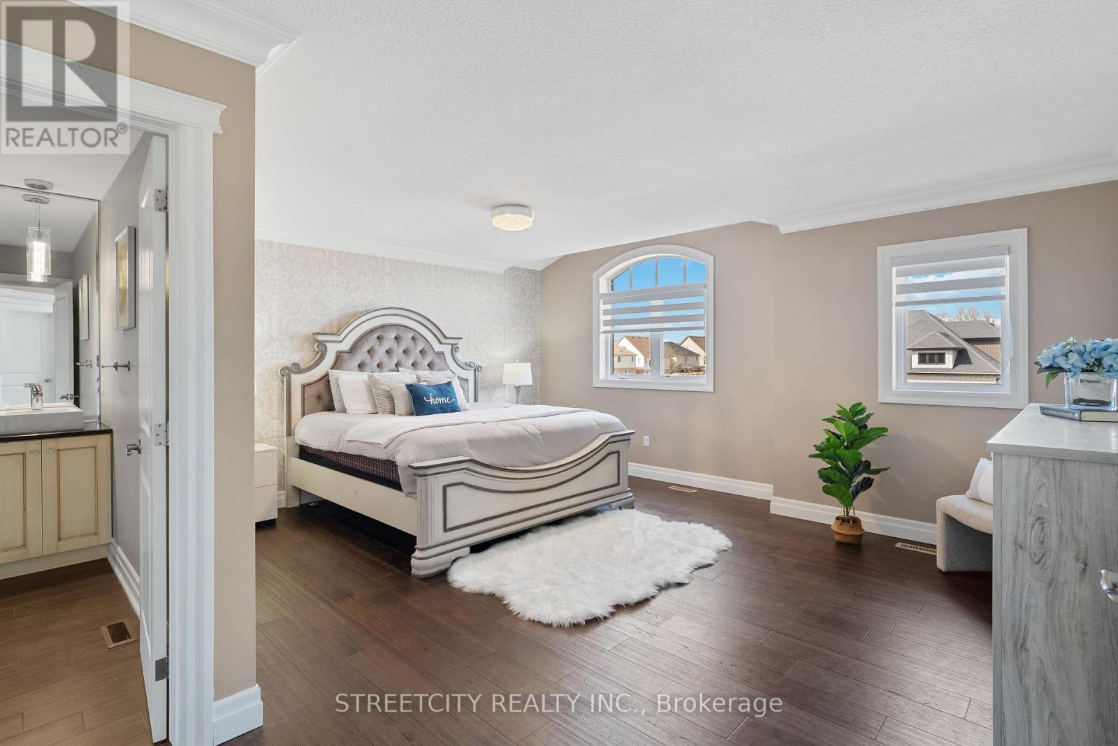 Photo 18 of 46 for 1038 Medway Park Drive N