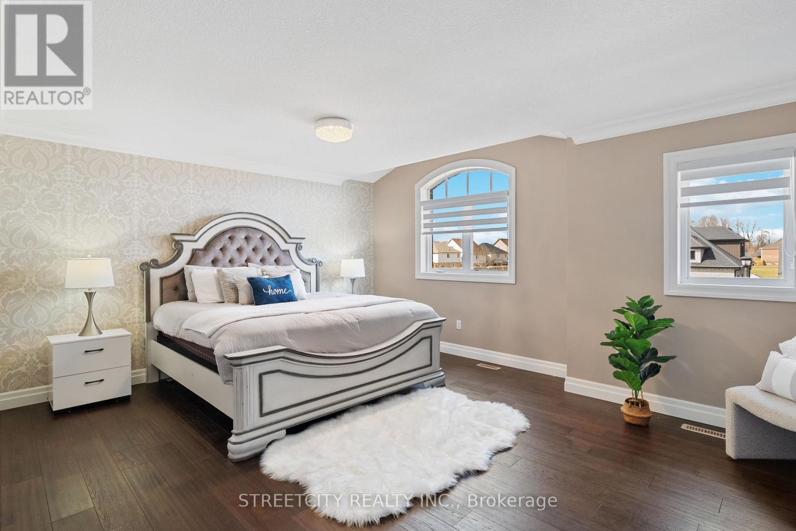 Photo 19 of 46 for 1038 Medway Park Drive N