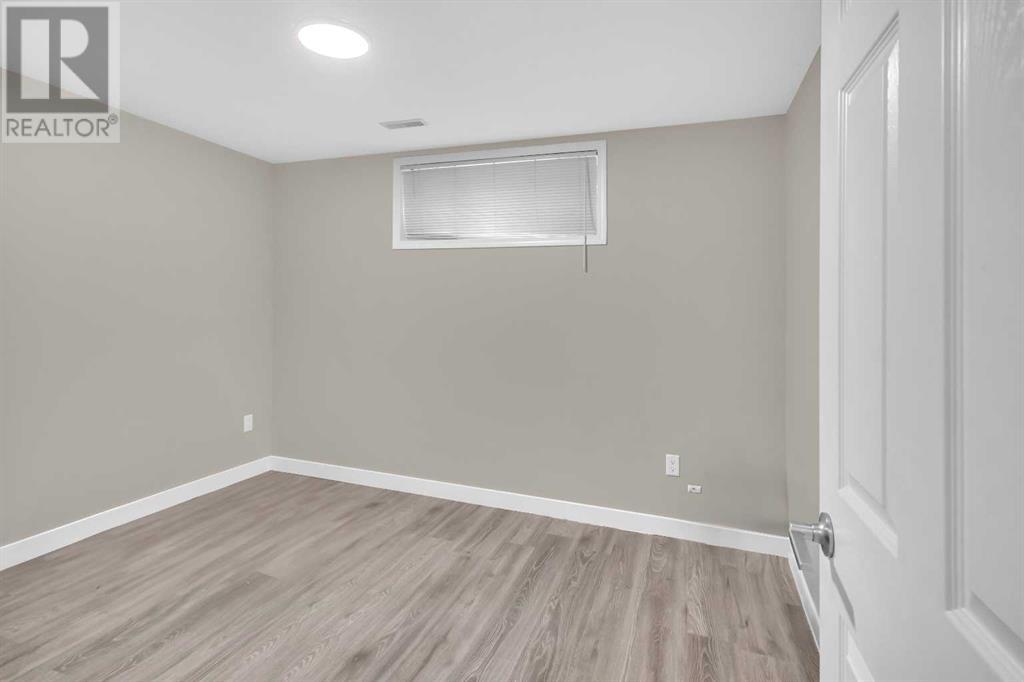 137 Saddlecrest Green Ne, Calgary, Alberta  T3J 5N6 - Photo 33 - A2192829