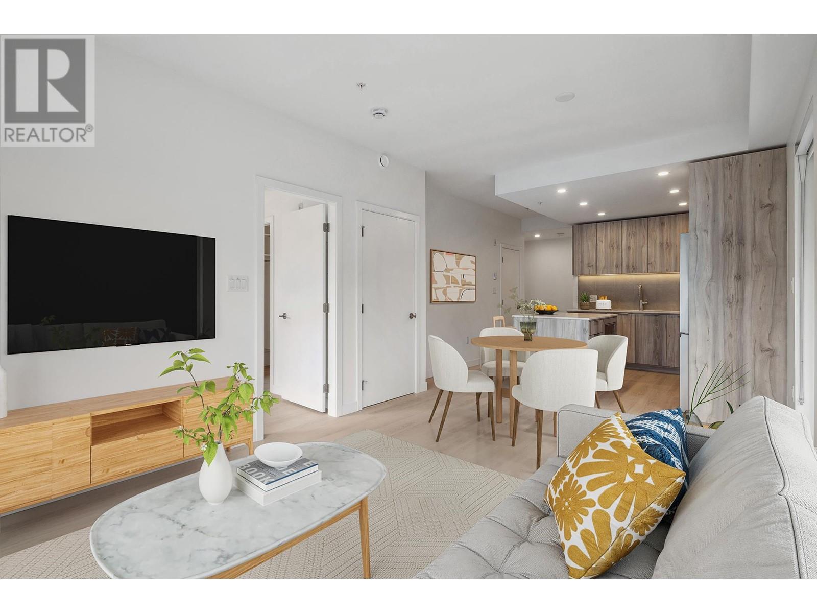 313 3596 Malsum Drive, North Vancouver, British Columbia  V7G 0B2 - Photo 1 - R2976164