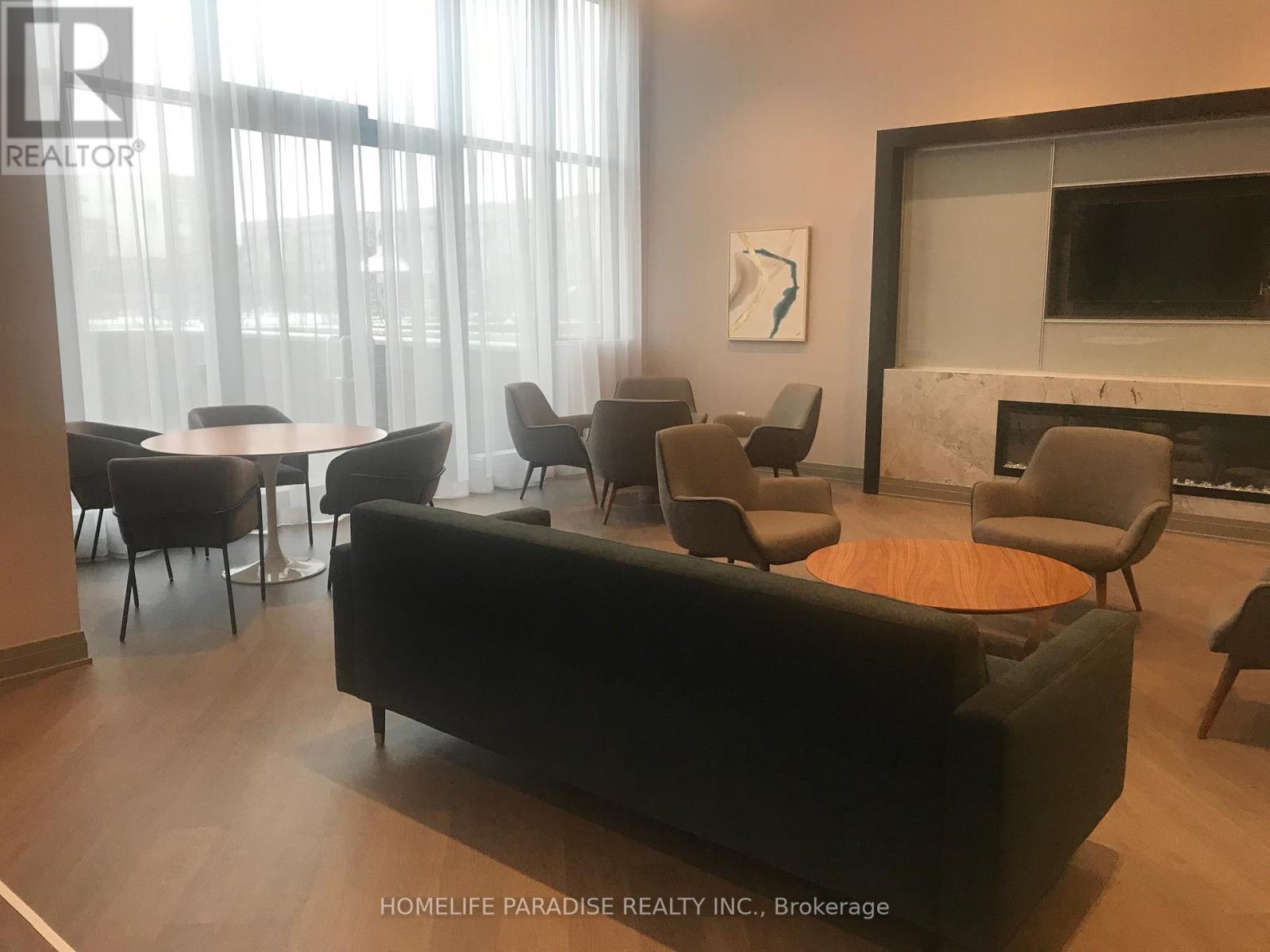 319 - 100 Eagle Rock Way, Vaughan, Ontario  L6A 5B9 - Photo 2 - N12021192