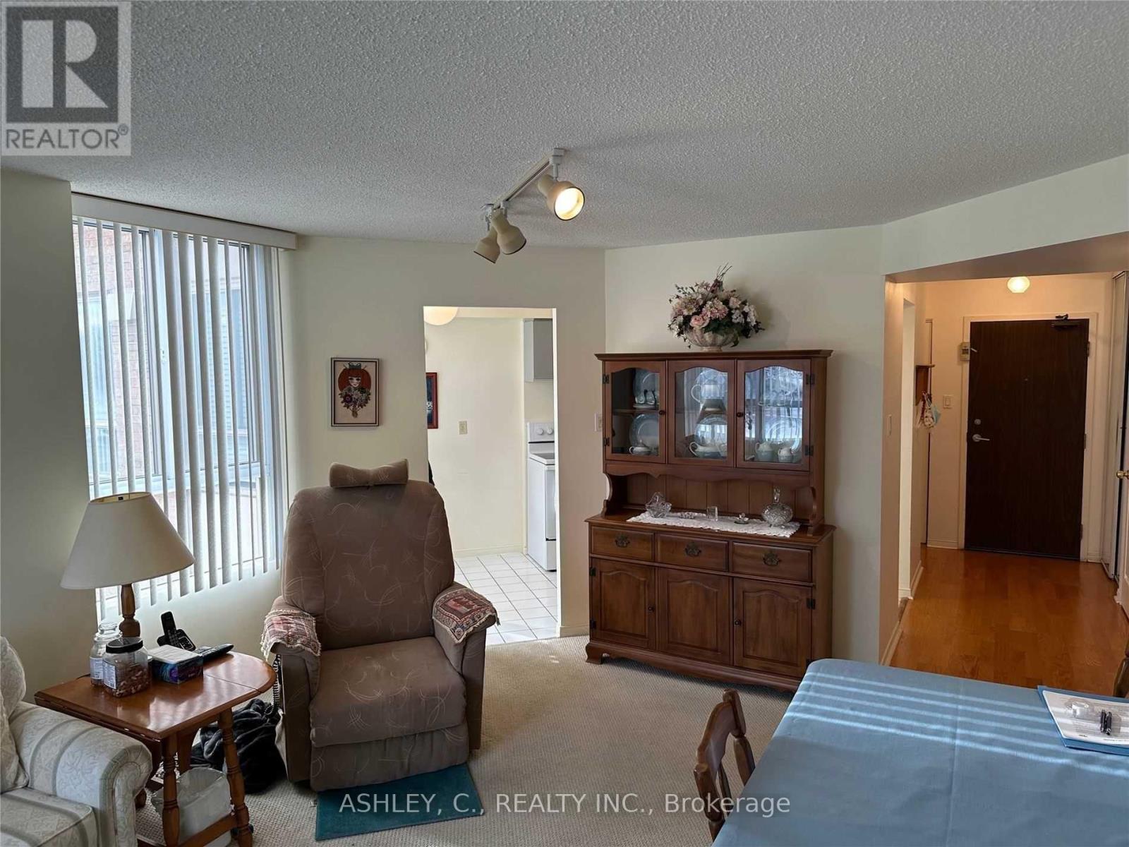 216 - 1485 Lakeshore Road E, Mississauga, Ontario  L5E 3G2 - Photo 12 - W12021184
