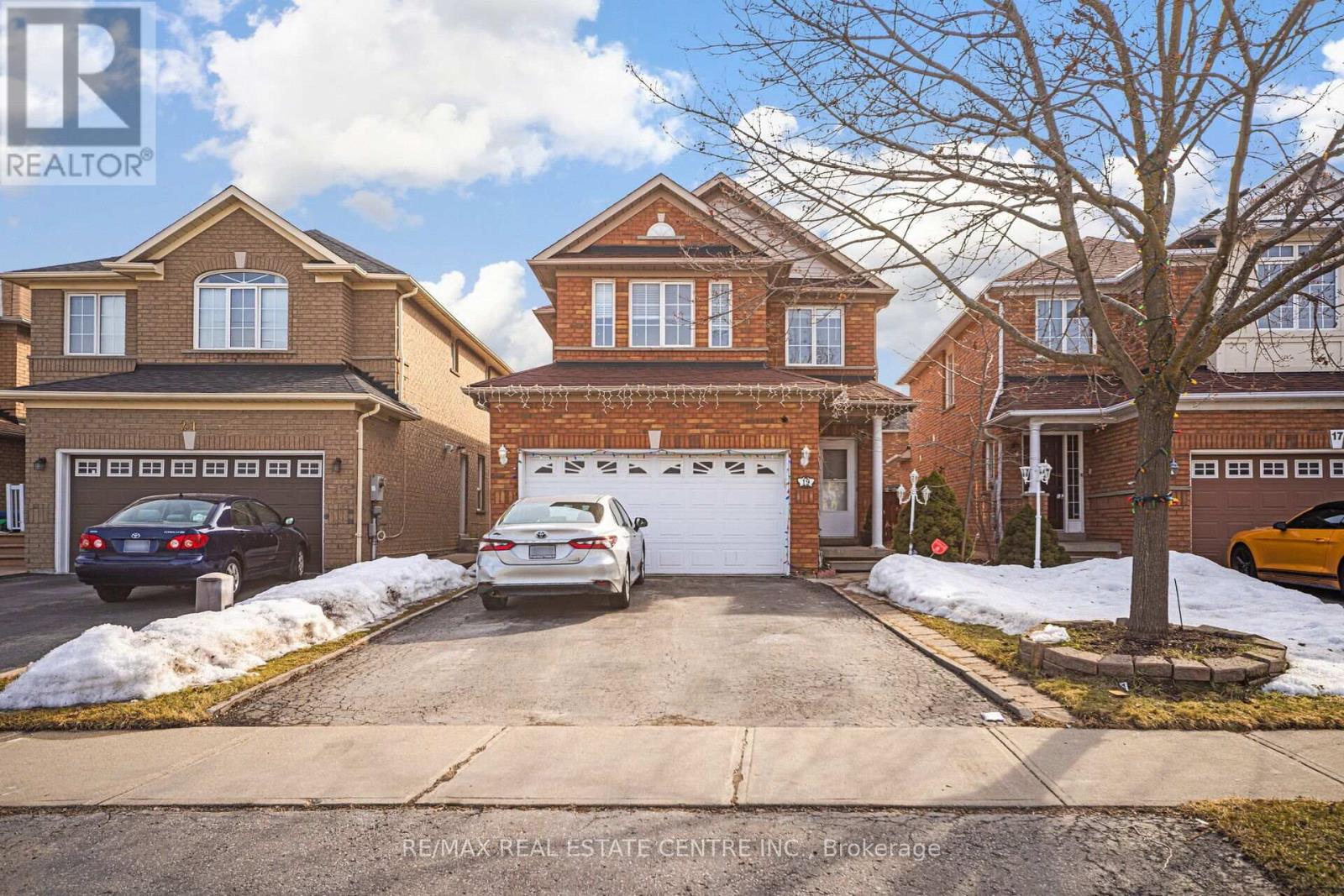 Property at 19 BLUE LAKE AVENUE image 1