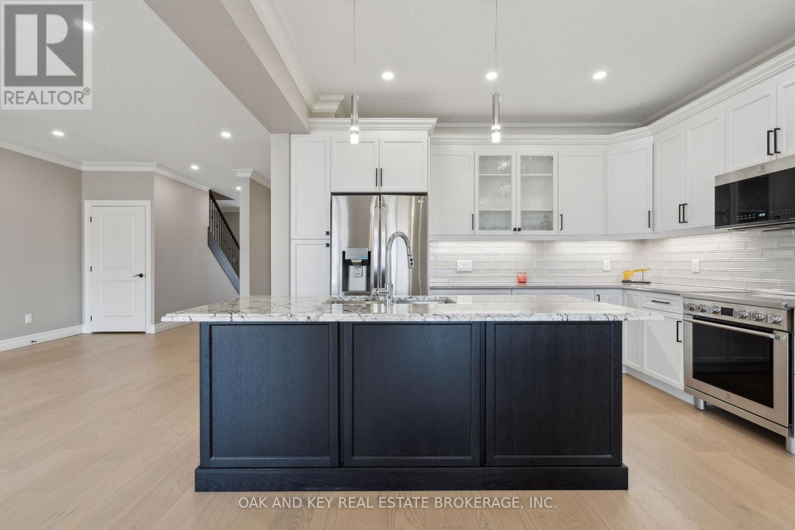 3833 Campbell Street N, London South, Ontario  N6P 0J7 - Photo 16 - X12021215