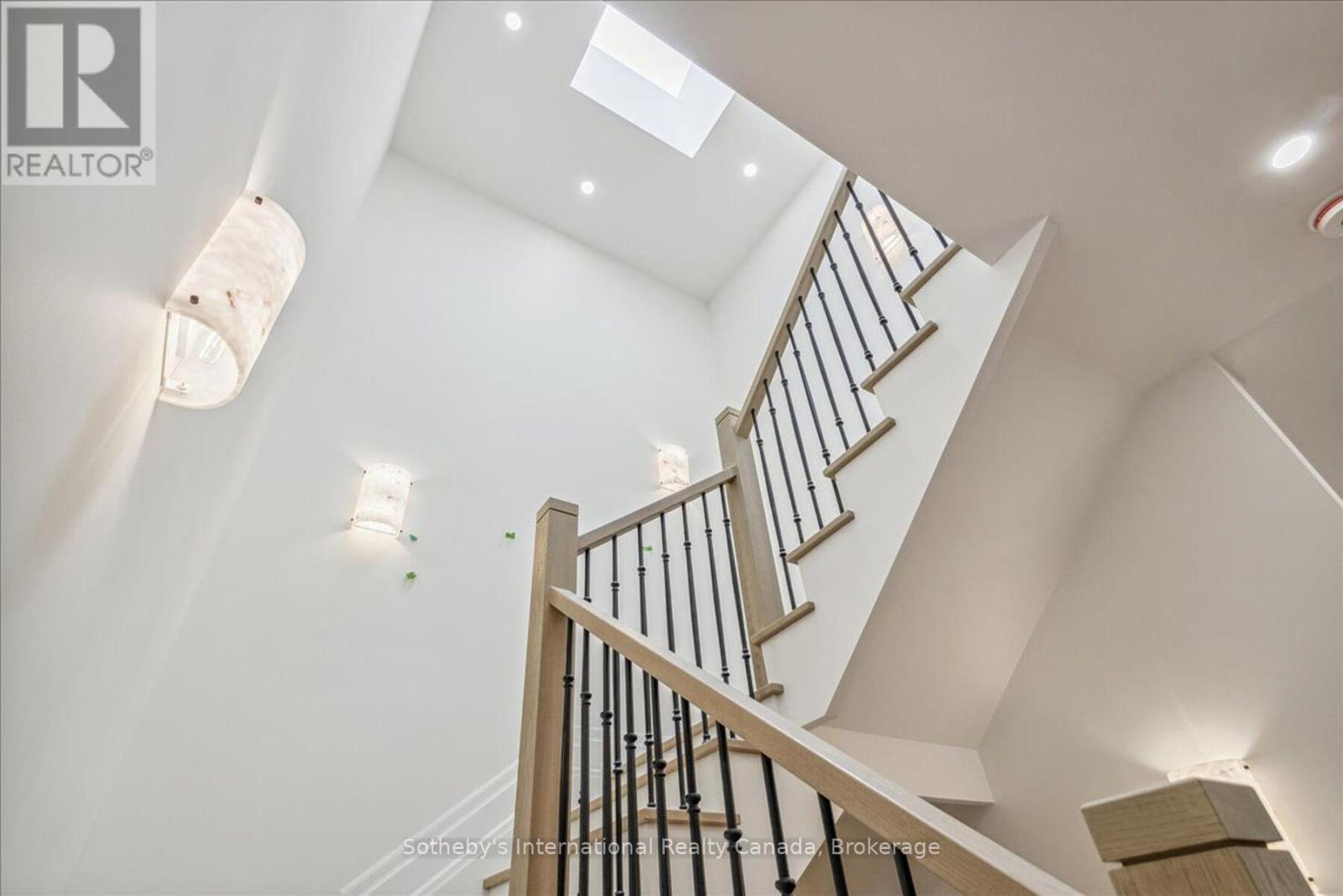 152 Chisholm Street, Oakville, Ontario  L6K 3J4 - Photo 15 - W12021237