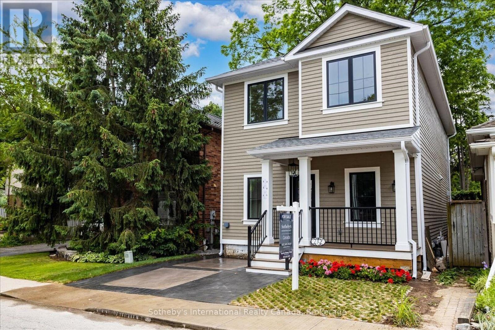 Property at 152 CHISHOLM STREET image 2