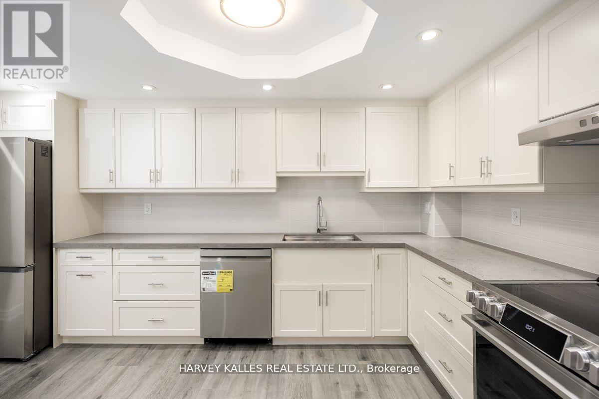 2903 - 55 Skymark Drive, Toronto (Hillcrest Village), Ontario  M2H 3N4 - Photo 13 - C12021254