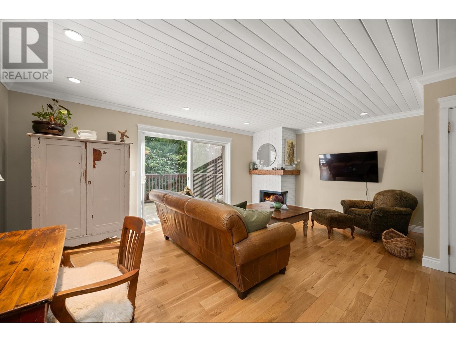 262a Evergreen Drive, Port Moody, British Columbia  V3H 3S2 - Photo 6 - R2978032
