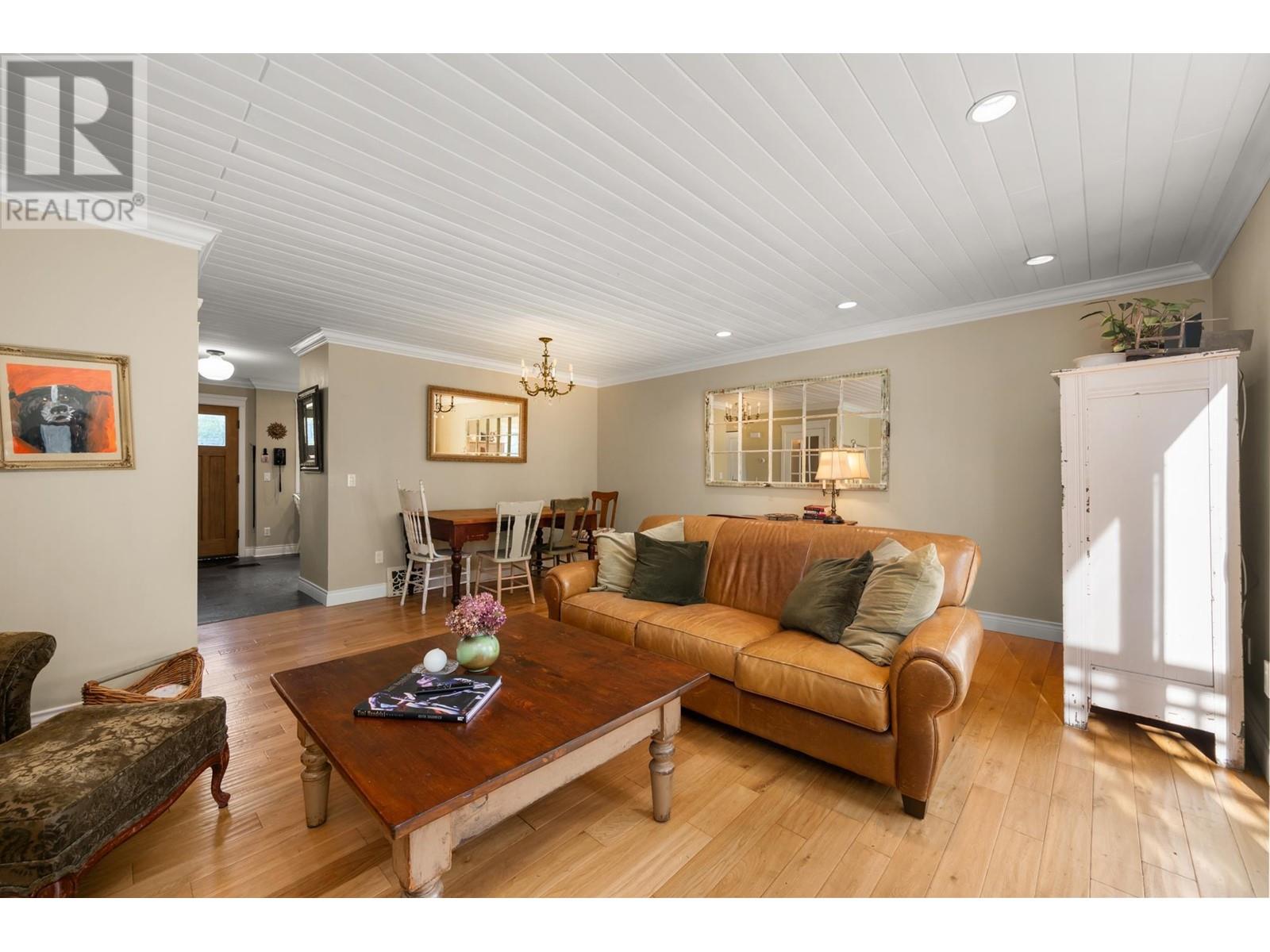 262a Evergreen Drive, Port Moody, British Columbia  V3H 3S2 - Photo 8 - R2978032