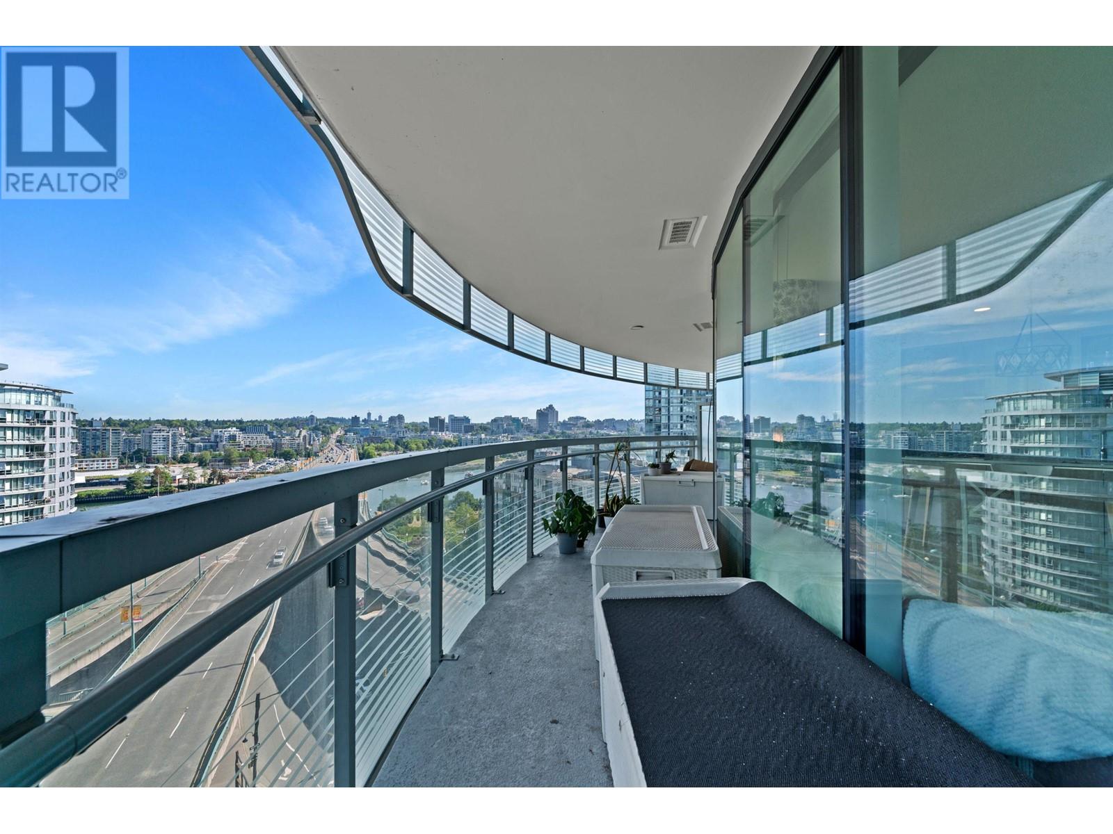 1284 87 Nelson Street, Vancouver, British Columbia  V6Z 0E8 - Photo 2 - R2978201