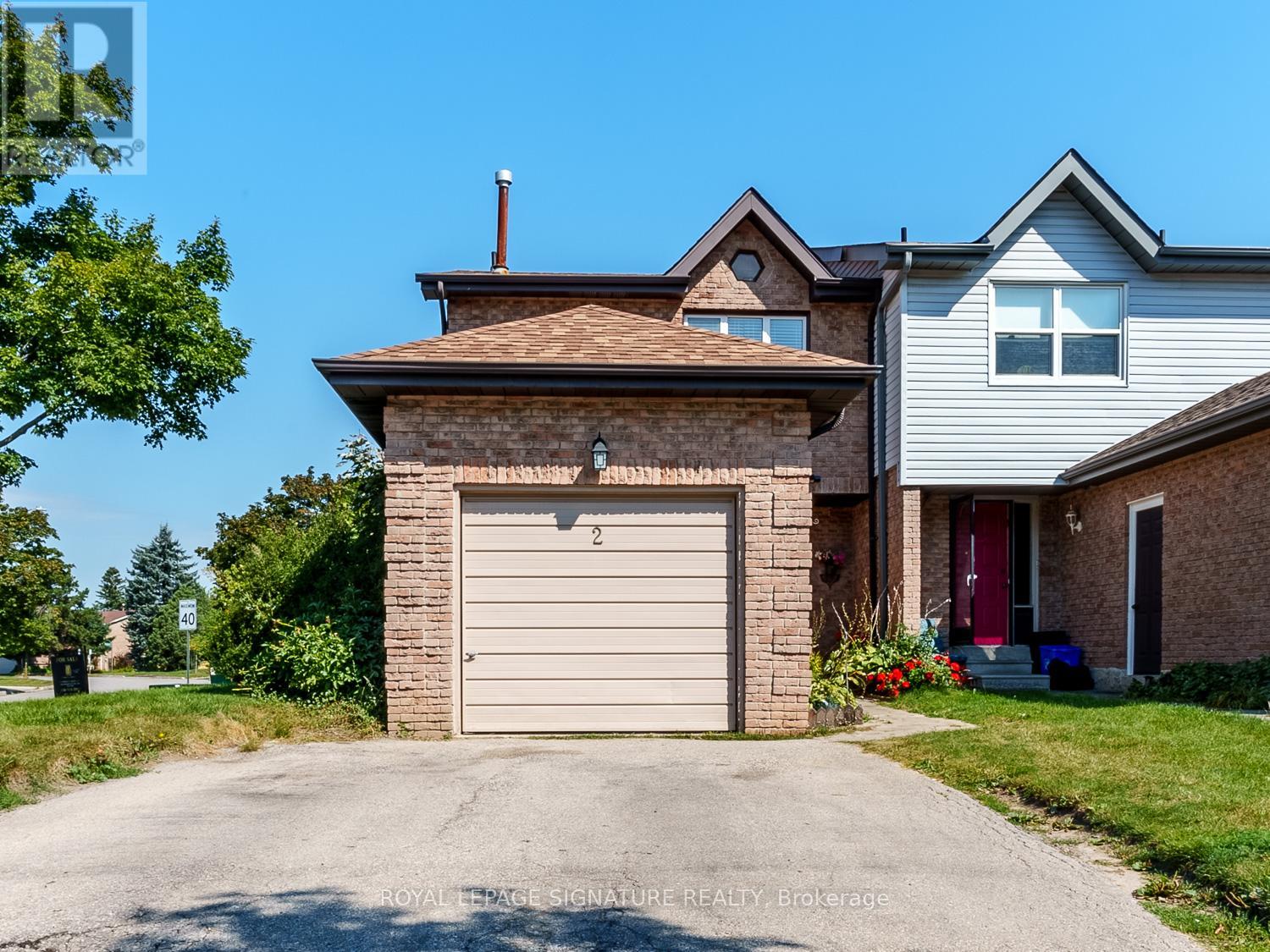 2 DURIE LANE, Markham, Ontario