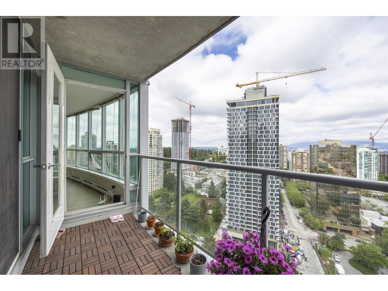Listing Picture 20 of 24 : 2905 6088 WILLINGDON AVENUE, Burnaby / 本拿比 - 魯藝地產 Yvonne Lu Group - MLS Medallion Club Member