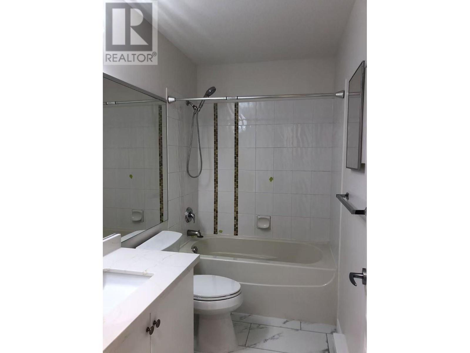 Listing Picture 11 of 22 : 61 7128 STRIDE AVENUE, Burnaby / 本拿比 - 魯藝地產 Yvonne Lu Group - MLS Medallion Club Member