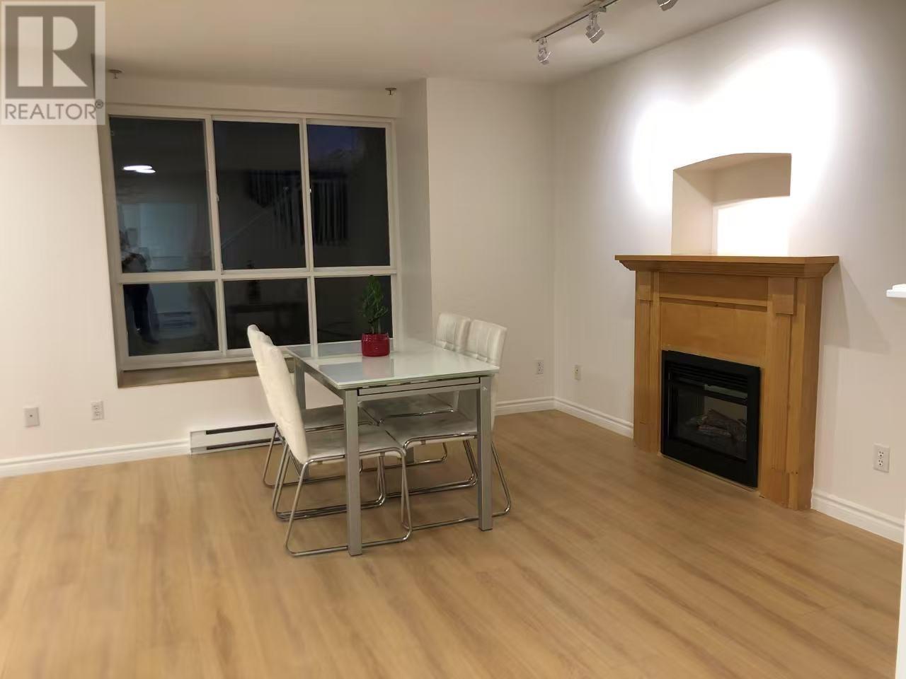 Listing Picture 17 of 22 : 61 7128 STRIDE AVENUE, Burnaby / 本拿比 - 魯藝地產 Yvonne Lu Group - MLS Medallion Club Member
