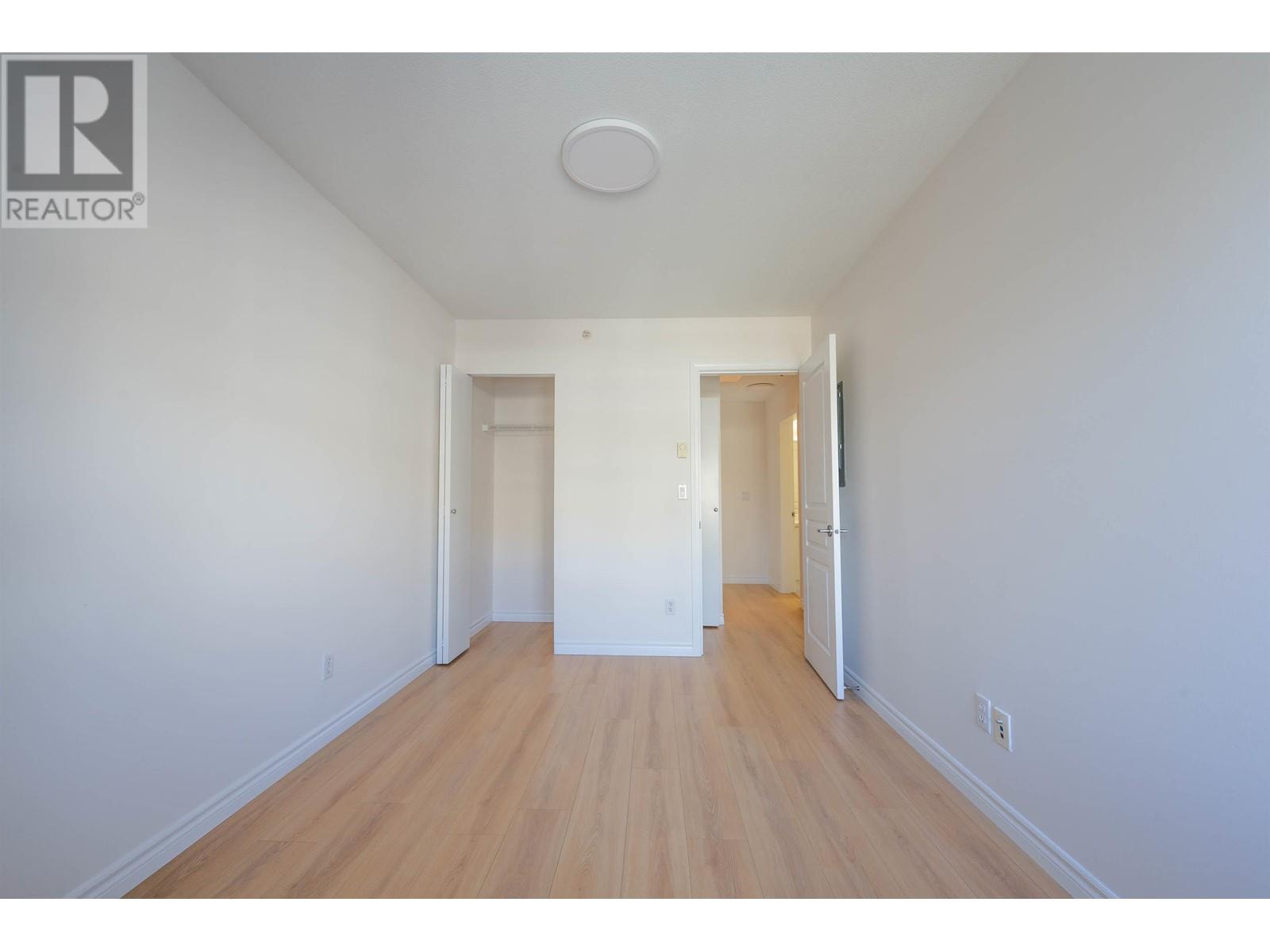 Listing Picture 10 of 22 : 61 7128 STRIDE AVENUE, Burnaby / 本拿比 - 魯藝地產 Yvonne Lu Group - MLS Medallion Club Member