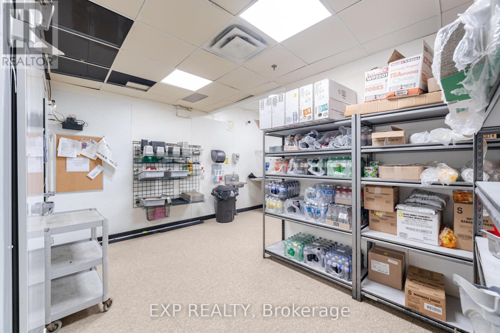 Unit 3 - 26 William Kitchen Rd Plaza, Toronto, Ontario  M1P 5B7 - Photo 24 - W12021296