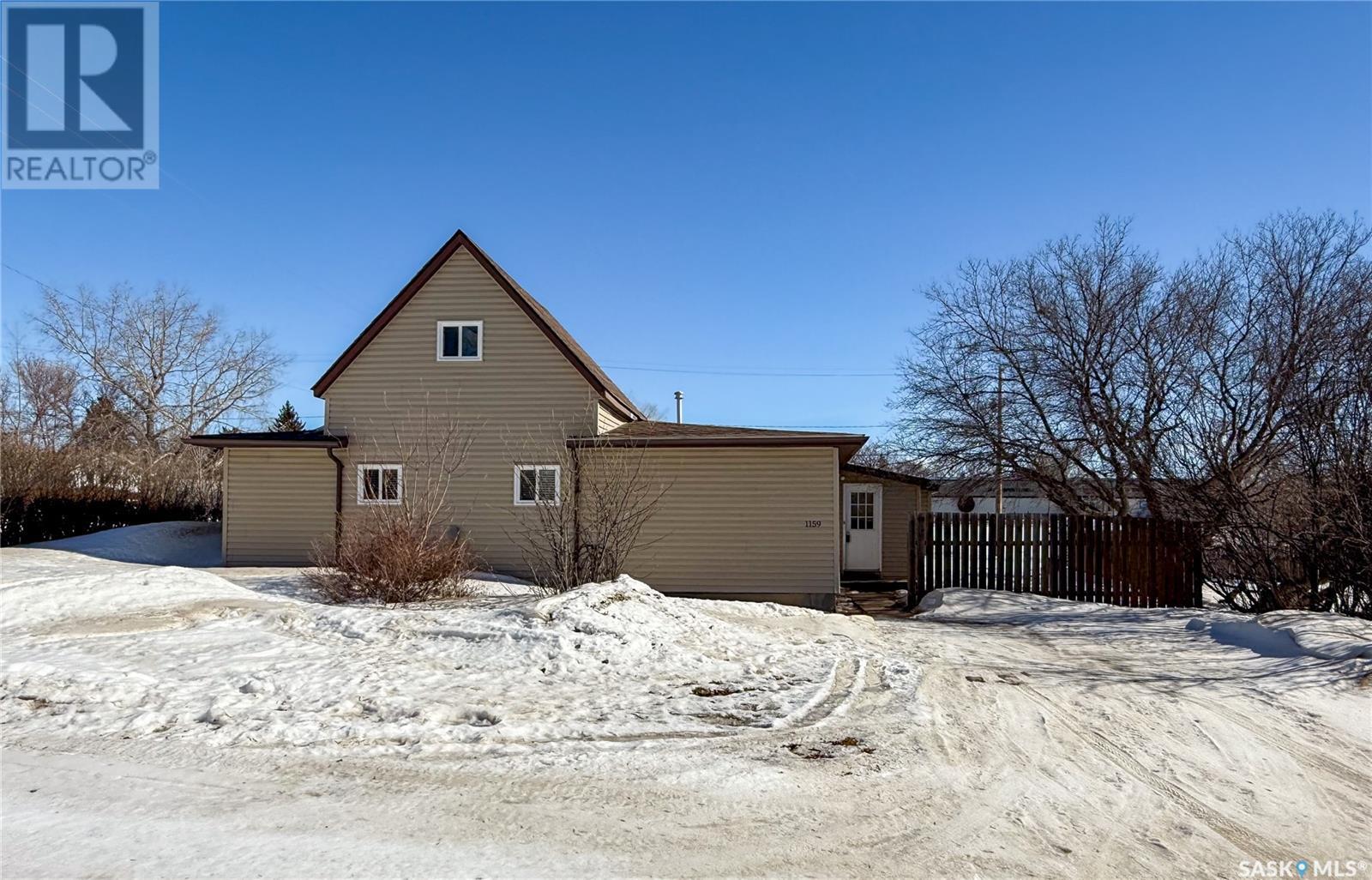 1159 Conrad Avenue, Gull Lake, Saskatchewan  S0N 1A0 - Photo 42 - SK998966