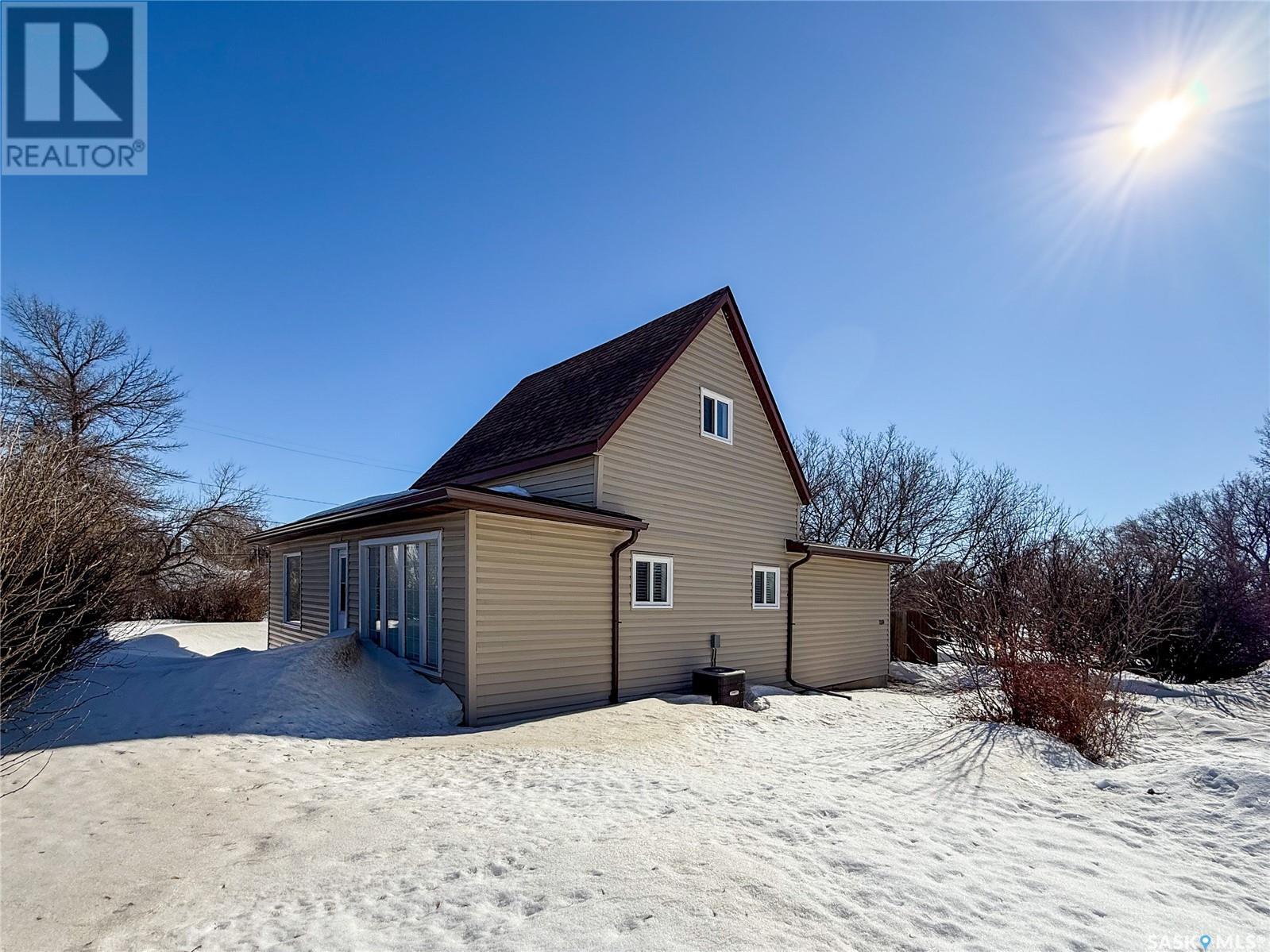 1159 Conrad Avenue, Gull Lake, Saskatchewan  S0N 1A0 - Photo 43 - SK998966