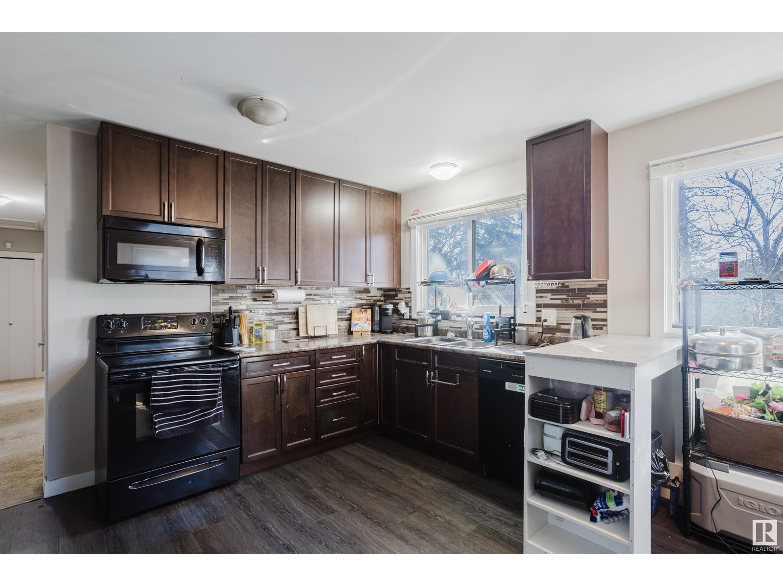 Property at 9622 157 ST NW NW image 5
