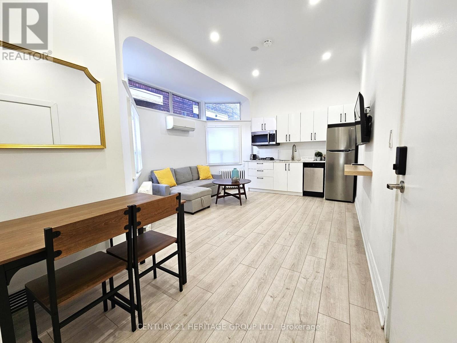 Main A - 344 Shaw Street, Toronto, Ontario  M6J 2X3 - Photo 2 - C12021379