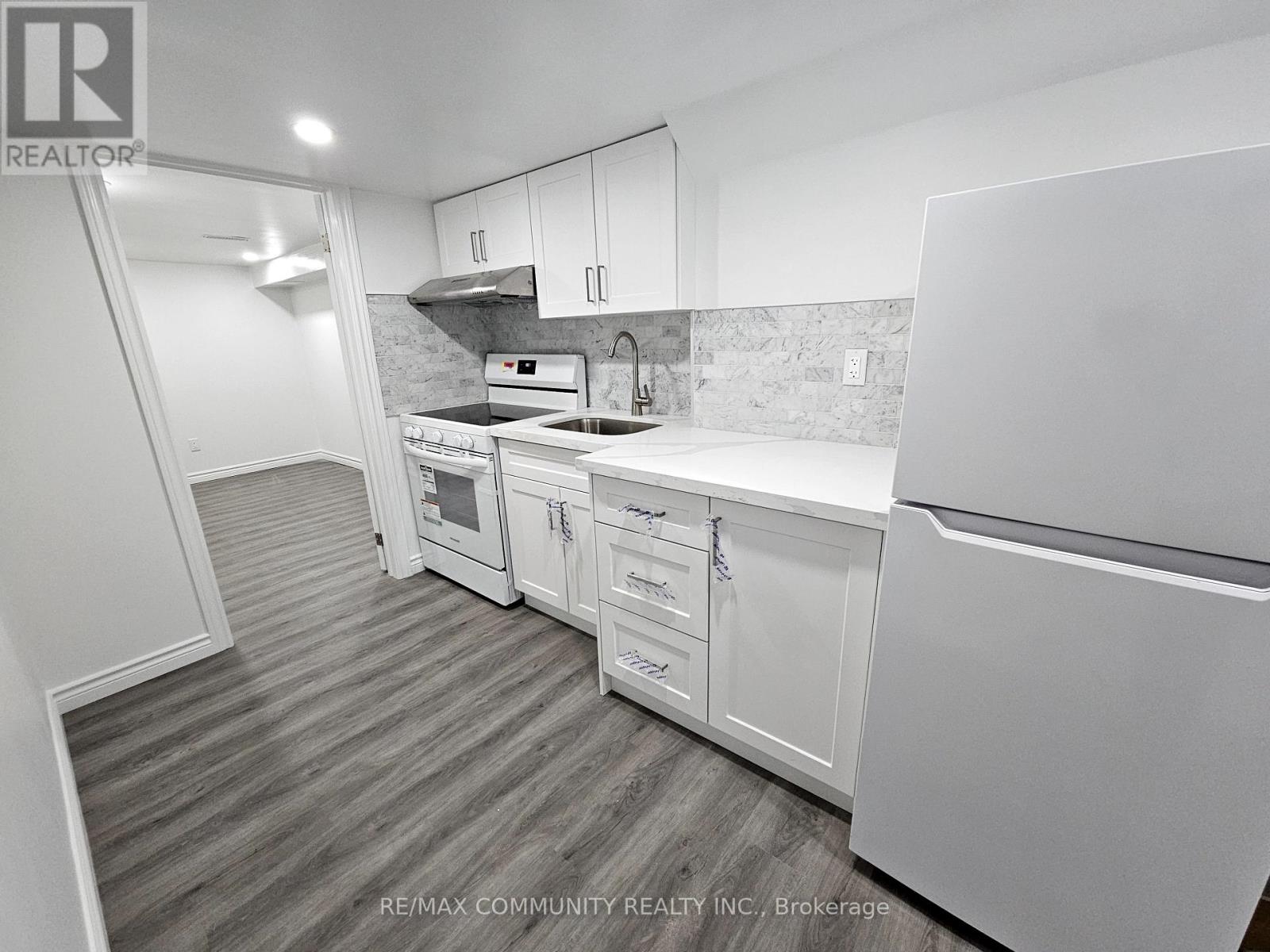 Basement - 32 Liam Lane, Markham, Ontario  L3S 0E8 - Photo 3 - N12021355