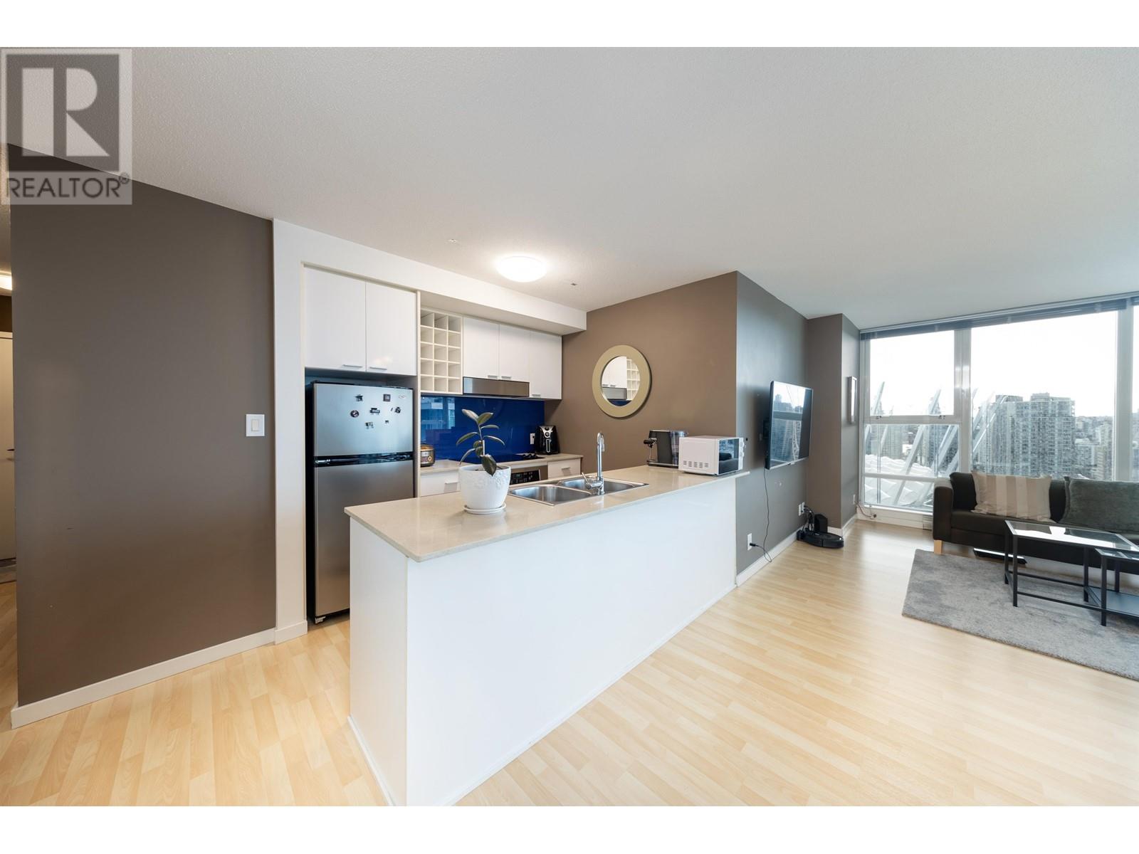 Listing Picture 15 of 25 : 2702 668 CITADEL PARADE, Vancouver / 溫哥華 - 魯藝地產 Yvonne Lu Group - MLS Medallion Club Member