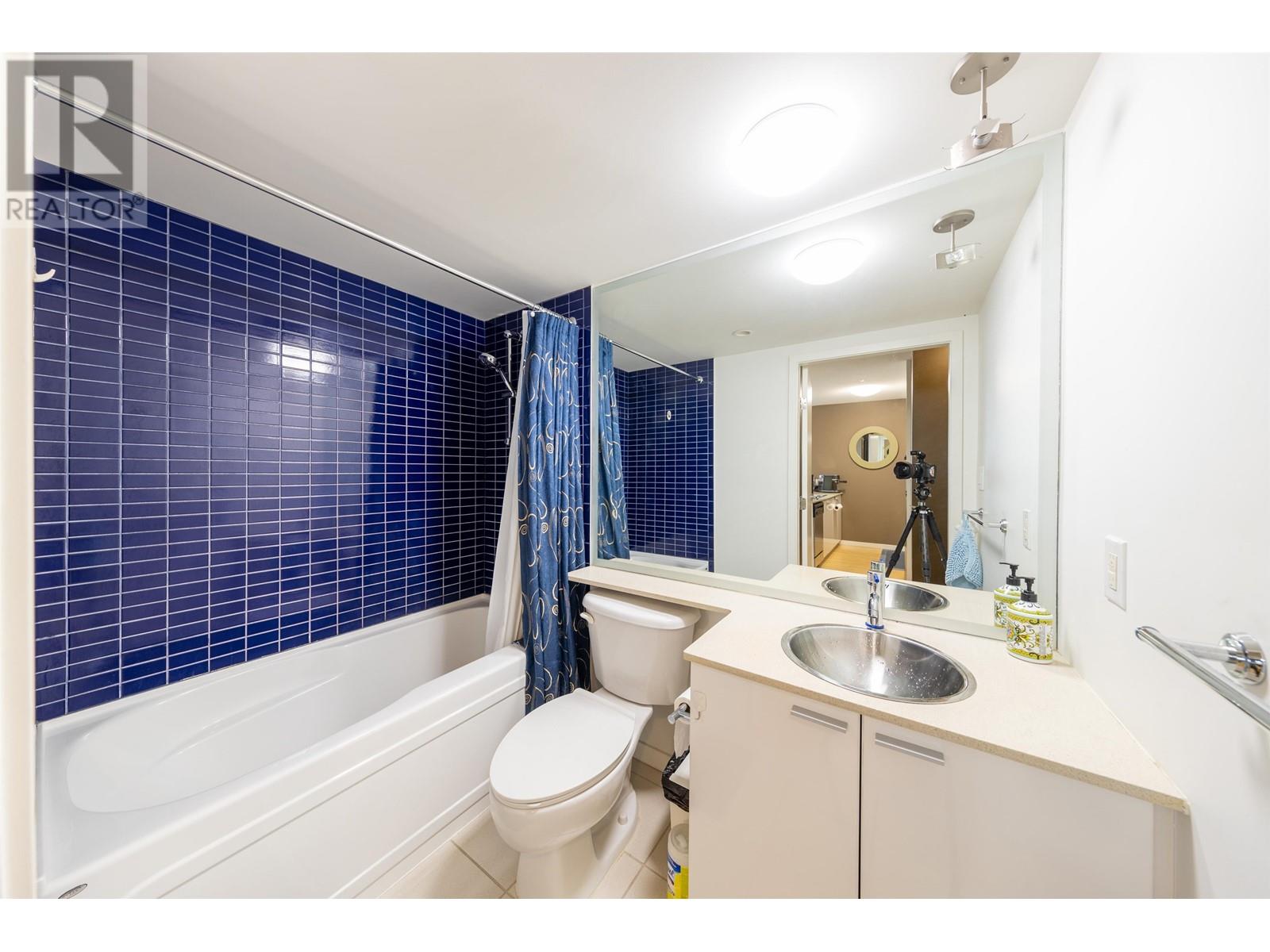 Listing Picture 14 of 25 : 2702 668 CITADEL PARADE, Vancouver / 溫哥華 - 魯藝地產 Yvonne Lu Group - MLS Medallion Club Member