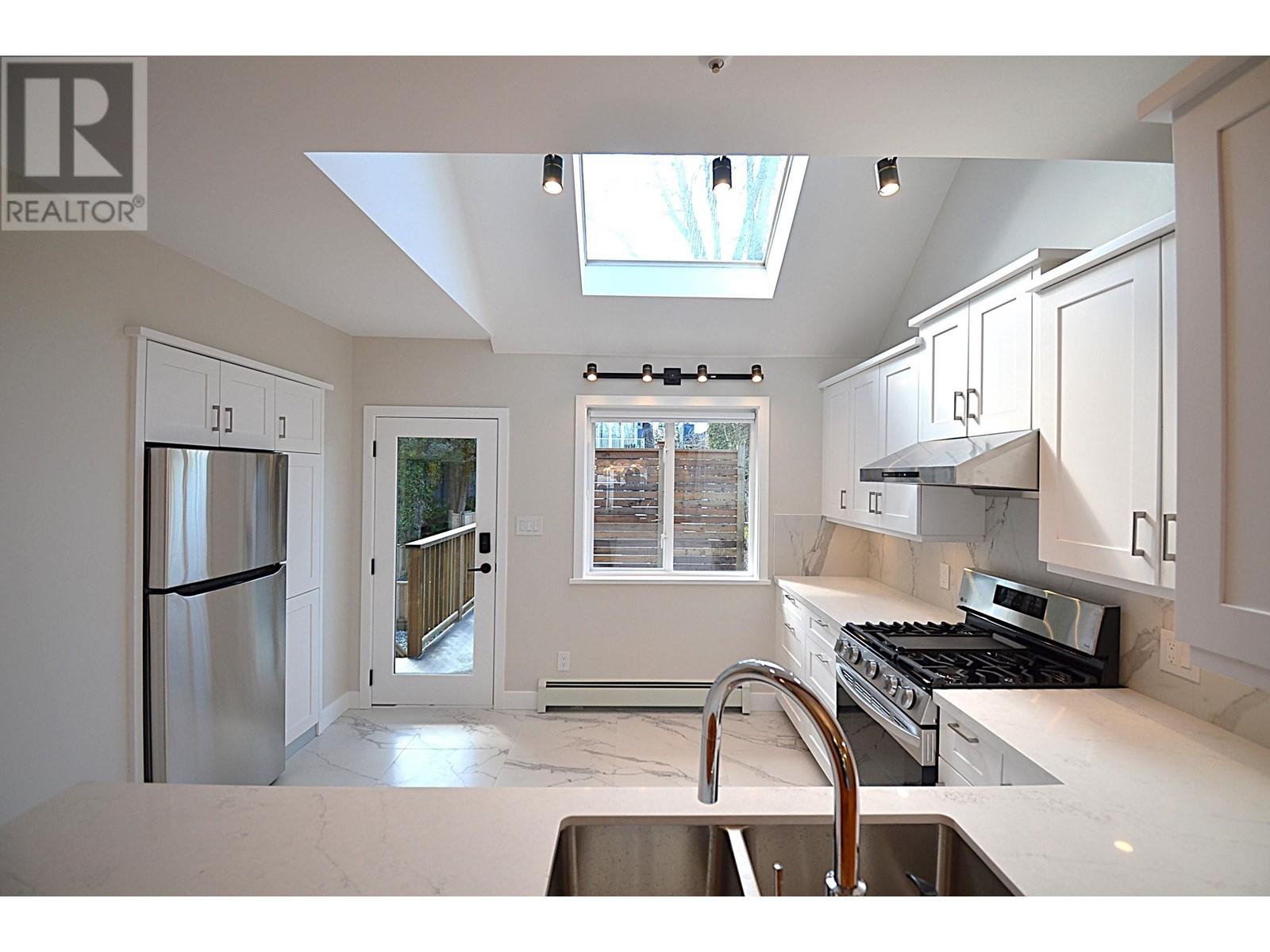 3322 W 6th Avenue, Vancouver, British Columbia  V6R 1T1 - Photo 15 - R2977005