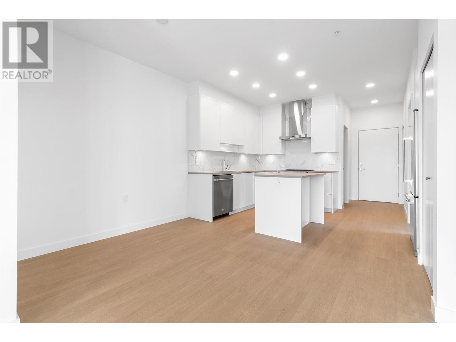2xx 7123 11 Avenue, Burnaby, British Columbia  V3N 0J6 - Photo 6 - R2978206