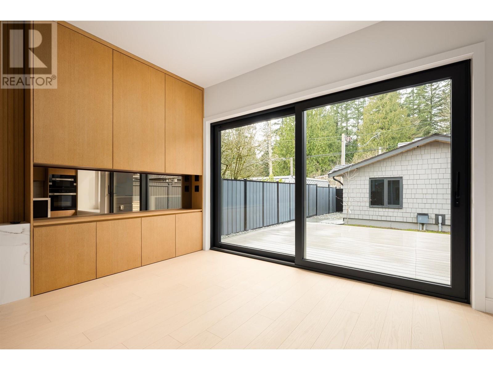 1 5937 Holland Street, Vancouver, British Columbia  V6N 2B2 - Photo 8 - R2977046