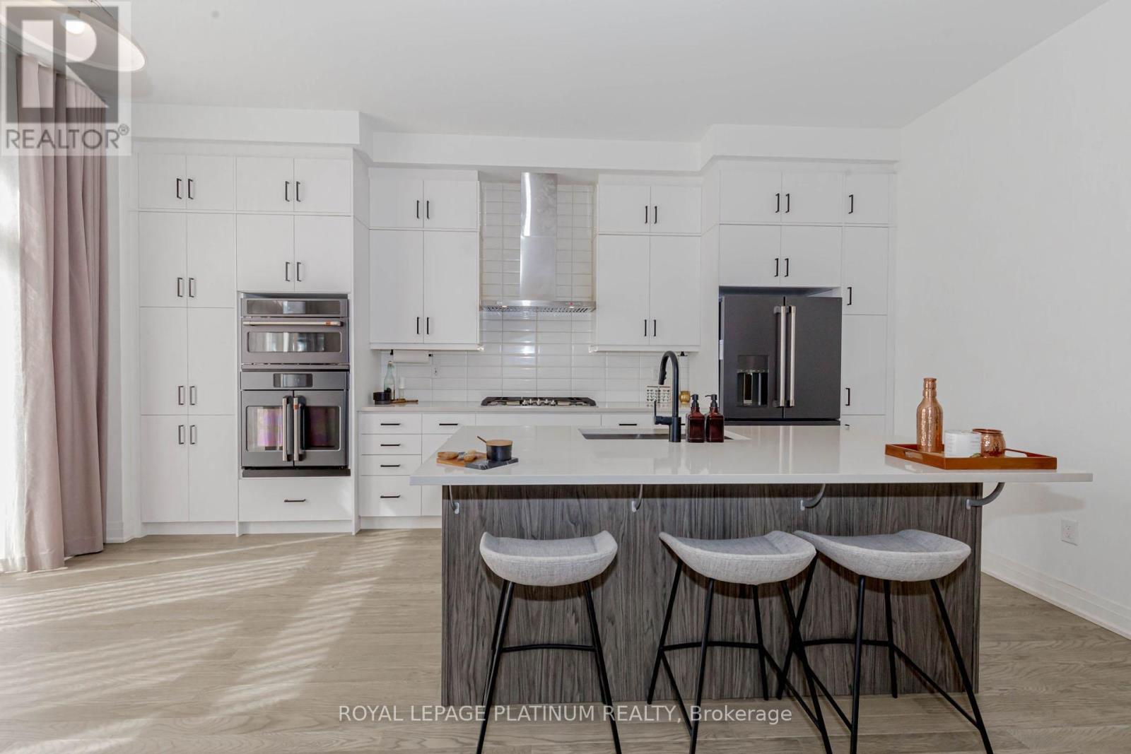 1343 Marblehead Road, Oakville, Ontario  L6M 5N7 - Photo 16 - W12020023