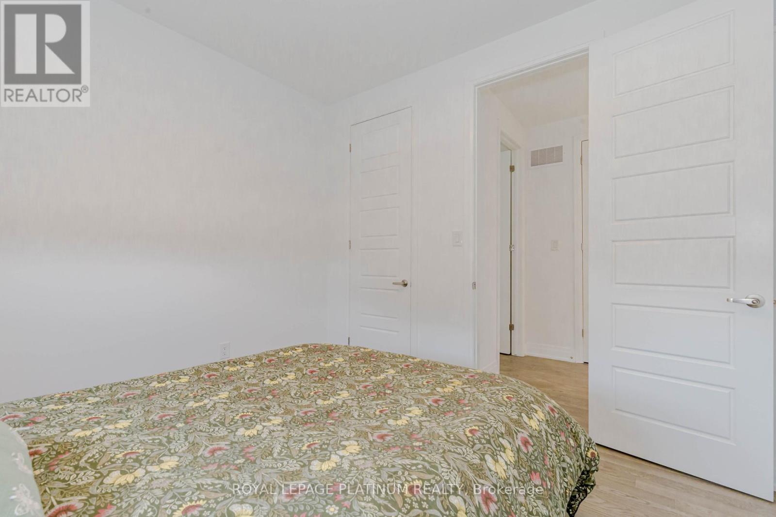 1343 Marblehead Road, Oakville, Ontario  L6M 5N7 - Photo 43 - W12020023