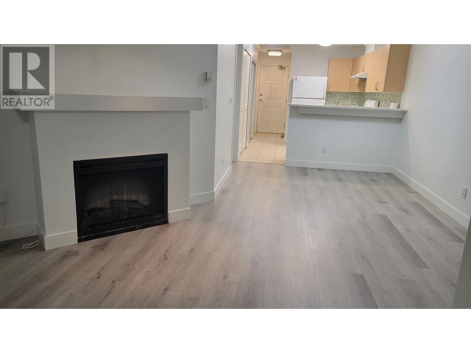 307 1988 E 49th Avenue, Vancouver, British Columbia  V5P 1T3 - Photo 5 - R2977793