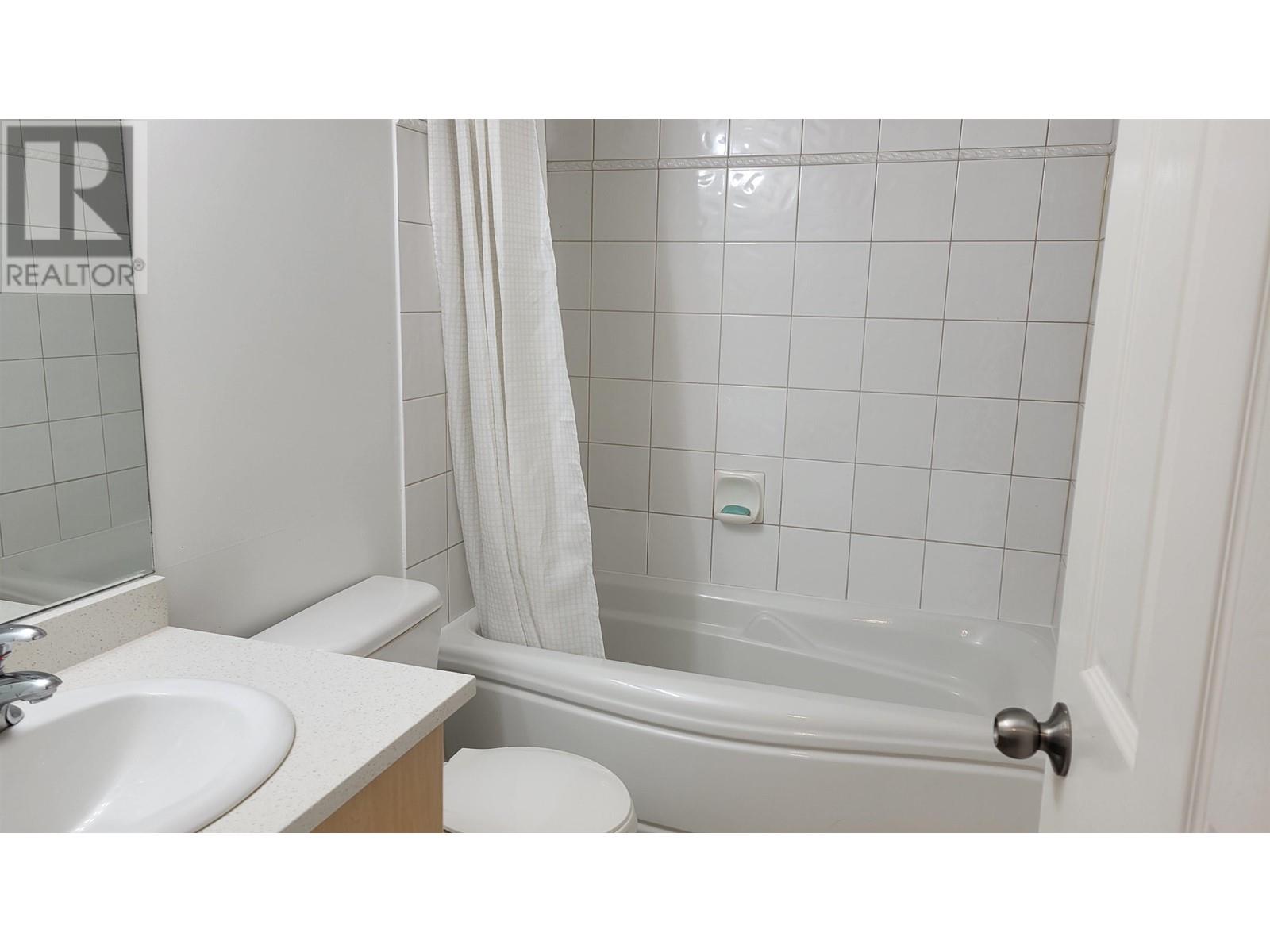 307 1988 E 49th Avenue, Vancouver, British Columbia  V5P 1T3 - Photo 13 - R2977793