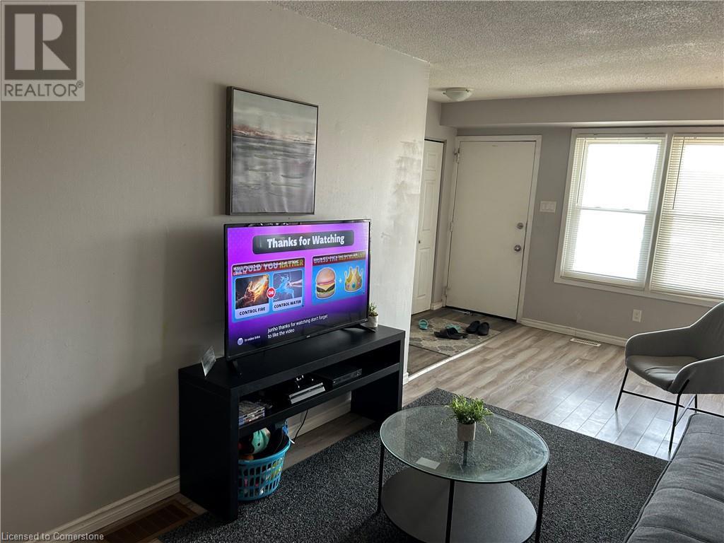 513 Quiet Place Unit# 4, Waterloo, Ontario  N2L 5L6 - Photo 7 - 40706532