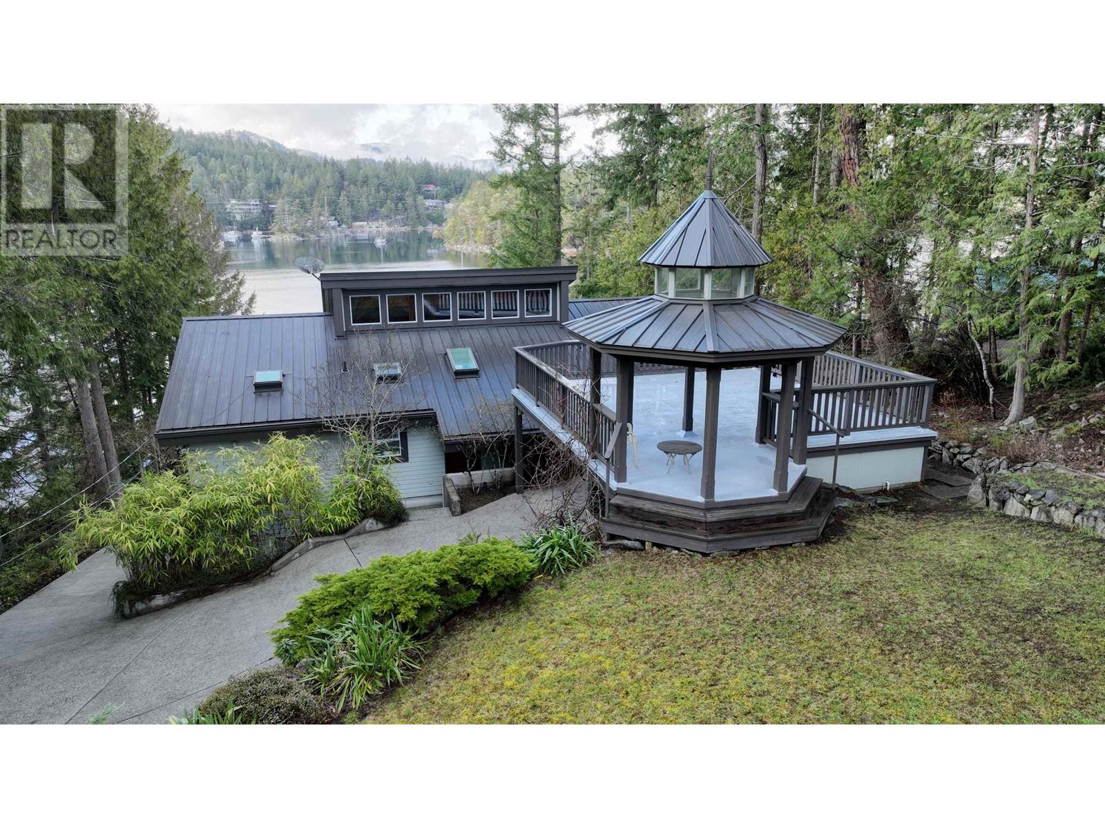 Property at 12825 ALEXANDER ROAD image 2
