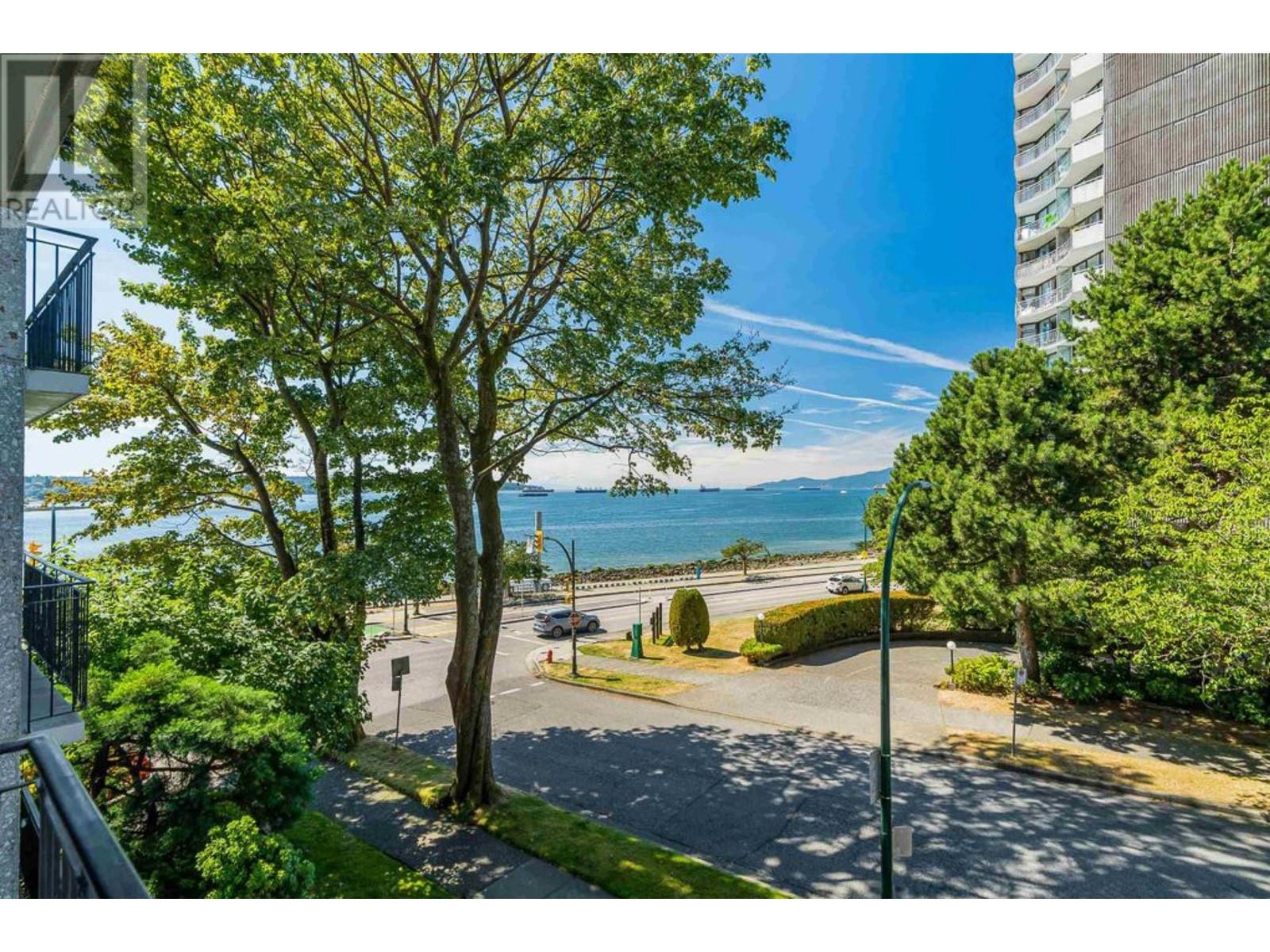 303 1575 Beach Avenue, Vancouver, British Columbia  V6G 1Y5 - Photo 2 - R2978038