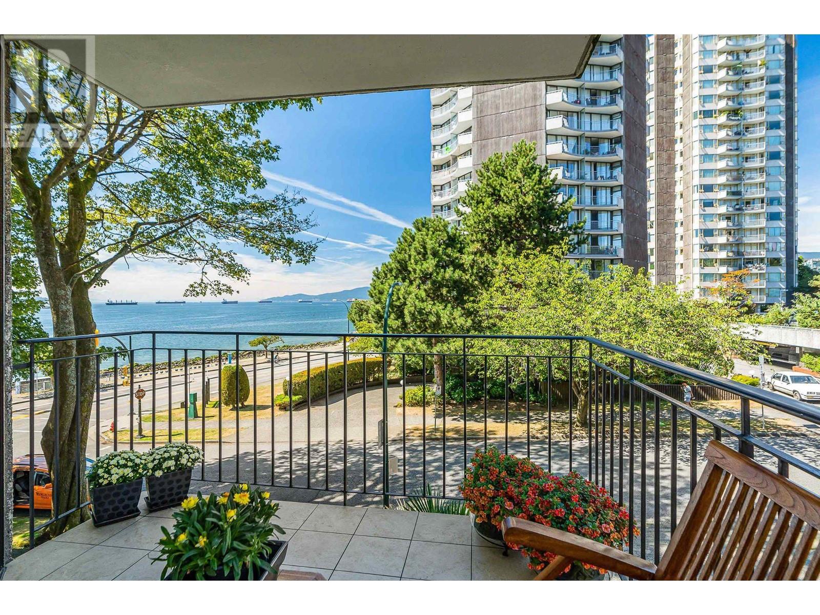 303 1575 Beach Avenue, Vancouver, British Columbia  V6G 1Y5 - Photo 6 - R2978038
