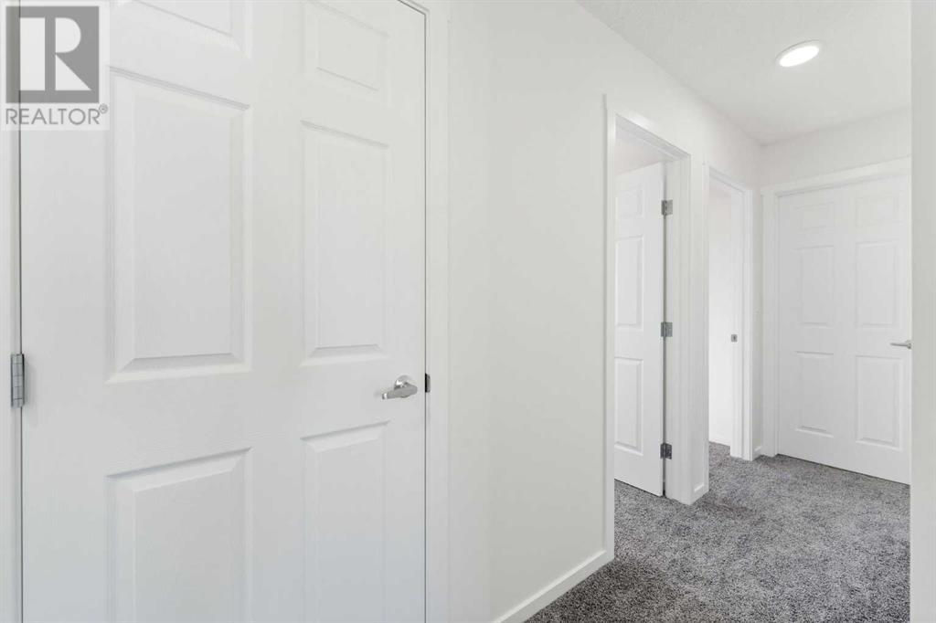 105 Yorkstone Rise Sw, Calgary, Alberta  T2X 5N4 - Photo 16 - A2199872