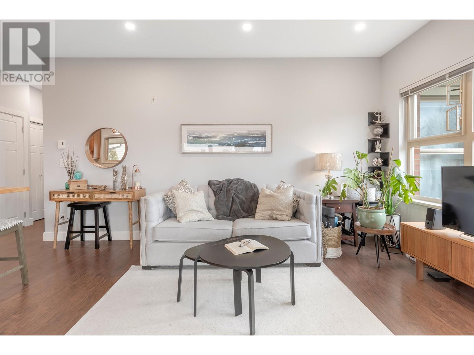 305 1988 Suffolk Avenue, Port Coquitlam, British Columbia  V3B 1H2 - Photo 9 - R2977025