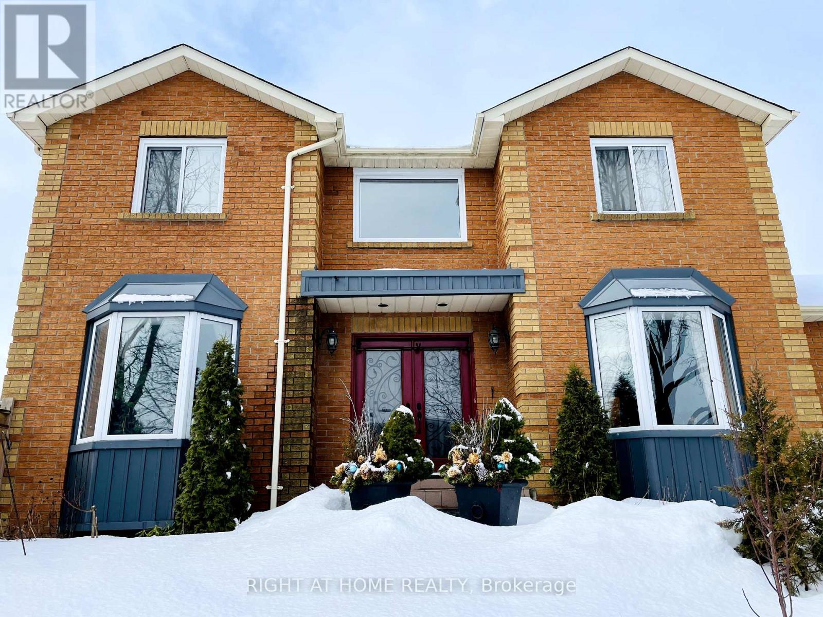 1689 MAJOR OAKS ROAD, Pickering, Ontario