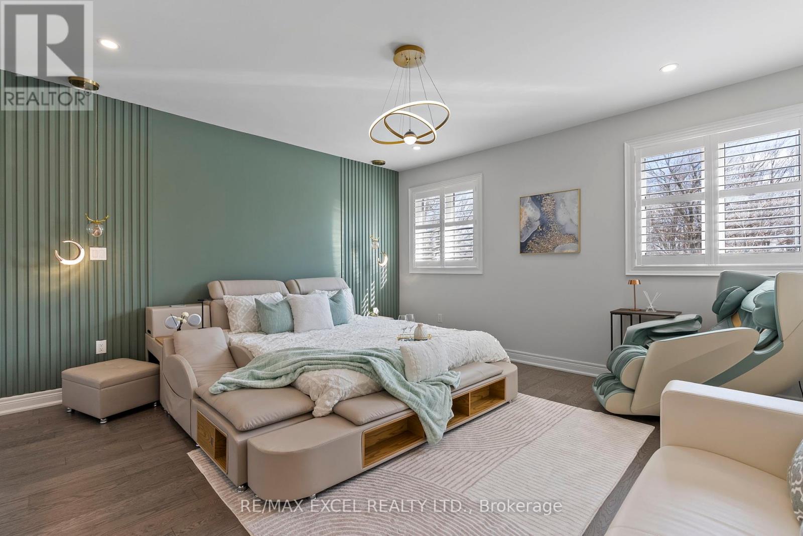 Property at 23 MILKY WAY DRIVE image 5