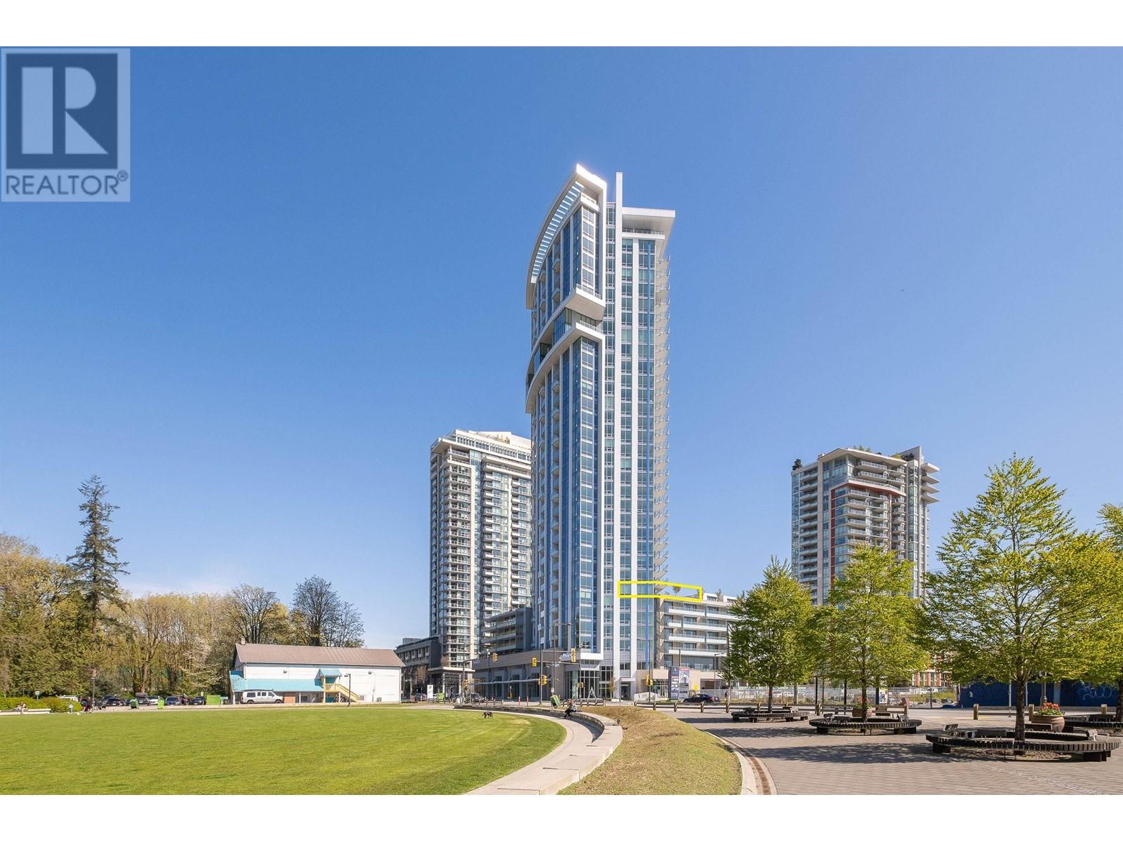706 1500 Fern Street, North Vancouver, British Columbia  V7J 0E6 - Photo 2 - R2975455