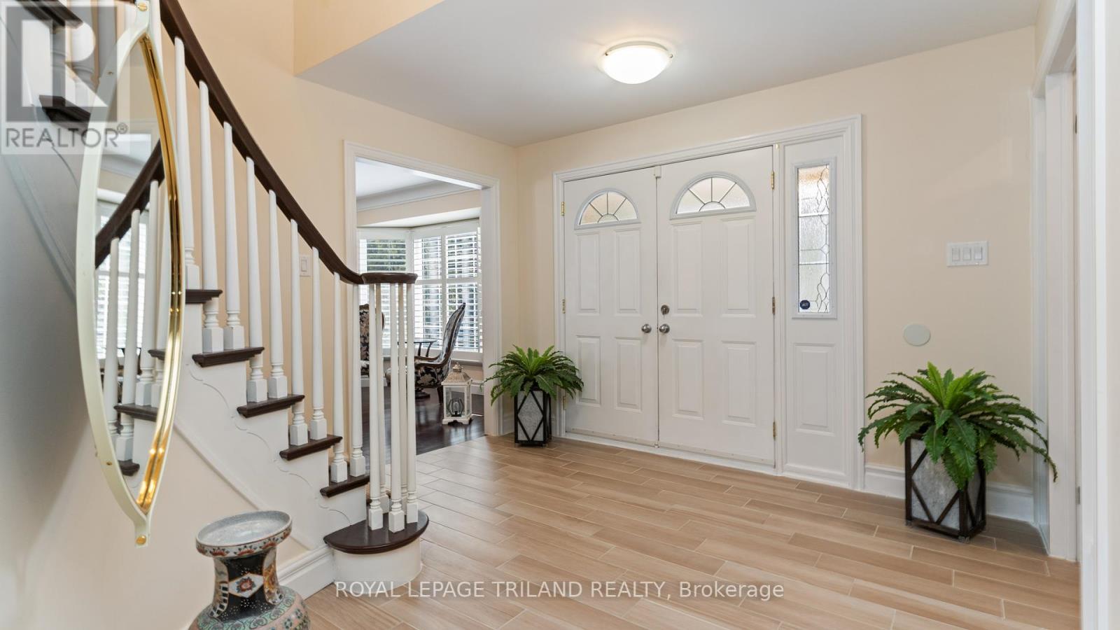Property at 102 MASONVILLE COURT image 4