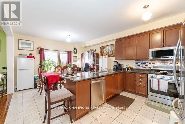 502 Wansbrough Way, Shelburne, Ontario  L9V 2S6 - Photo 6 - X12021532