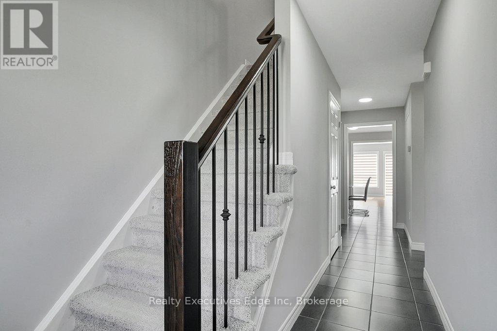 59 John Brabson Crescent, Guelph, Ontario  N1G 0G5 - Photo 6 - X12021547